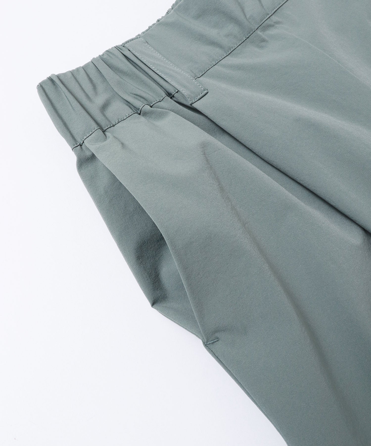 【新色追加】接触冷感テーパードパンツ