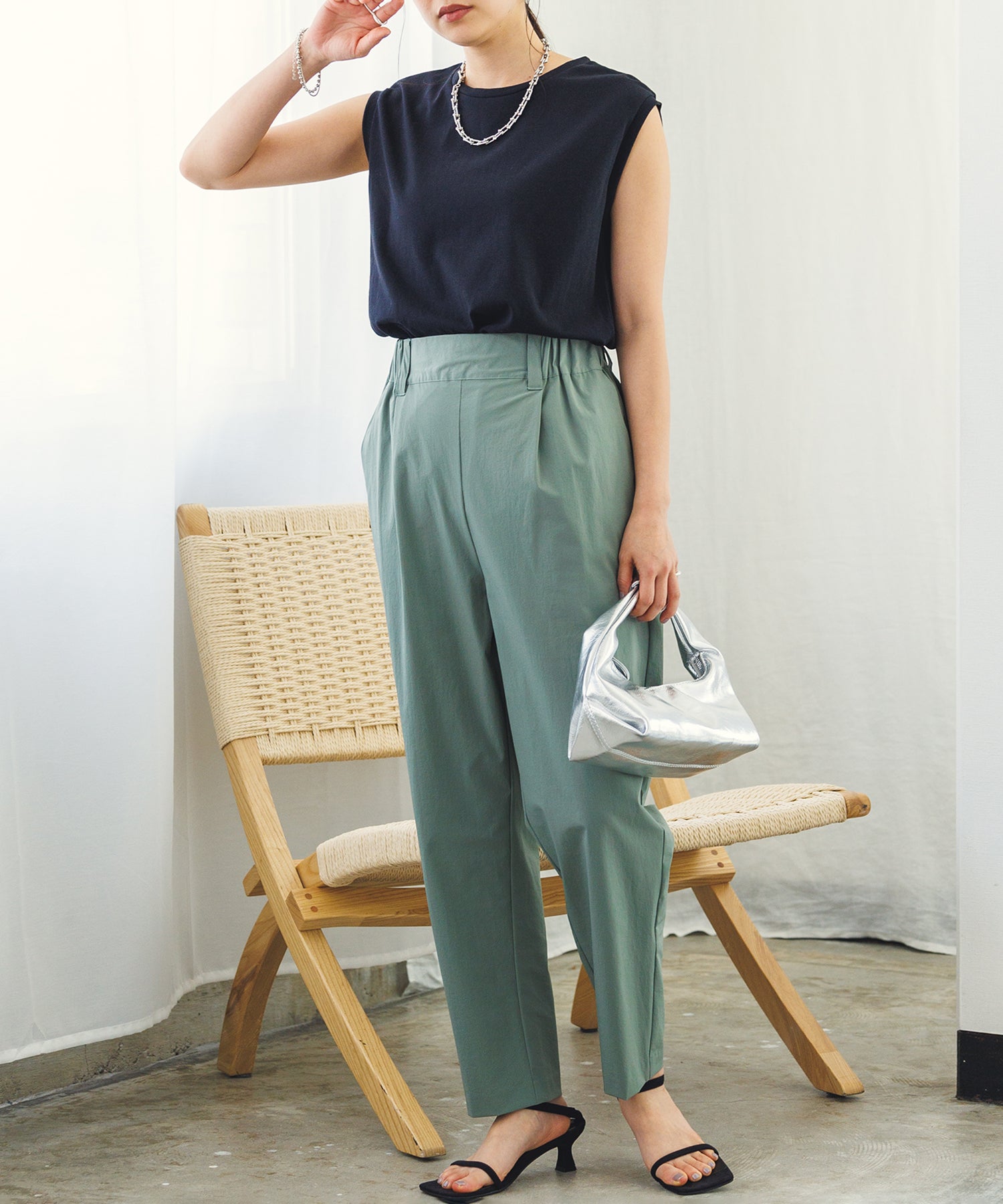 【新色追加】接触冷感テーパードパンツ