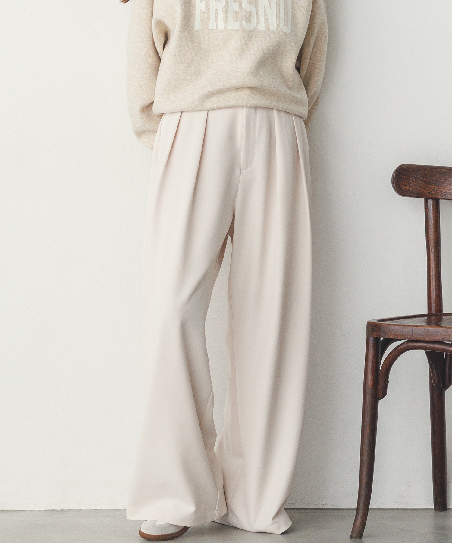 ストレッチワイドパンツ