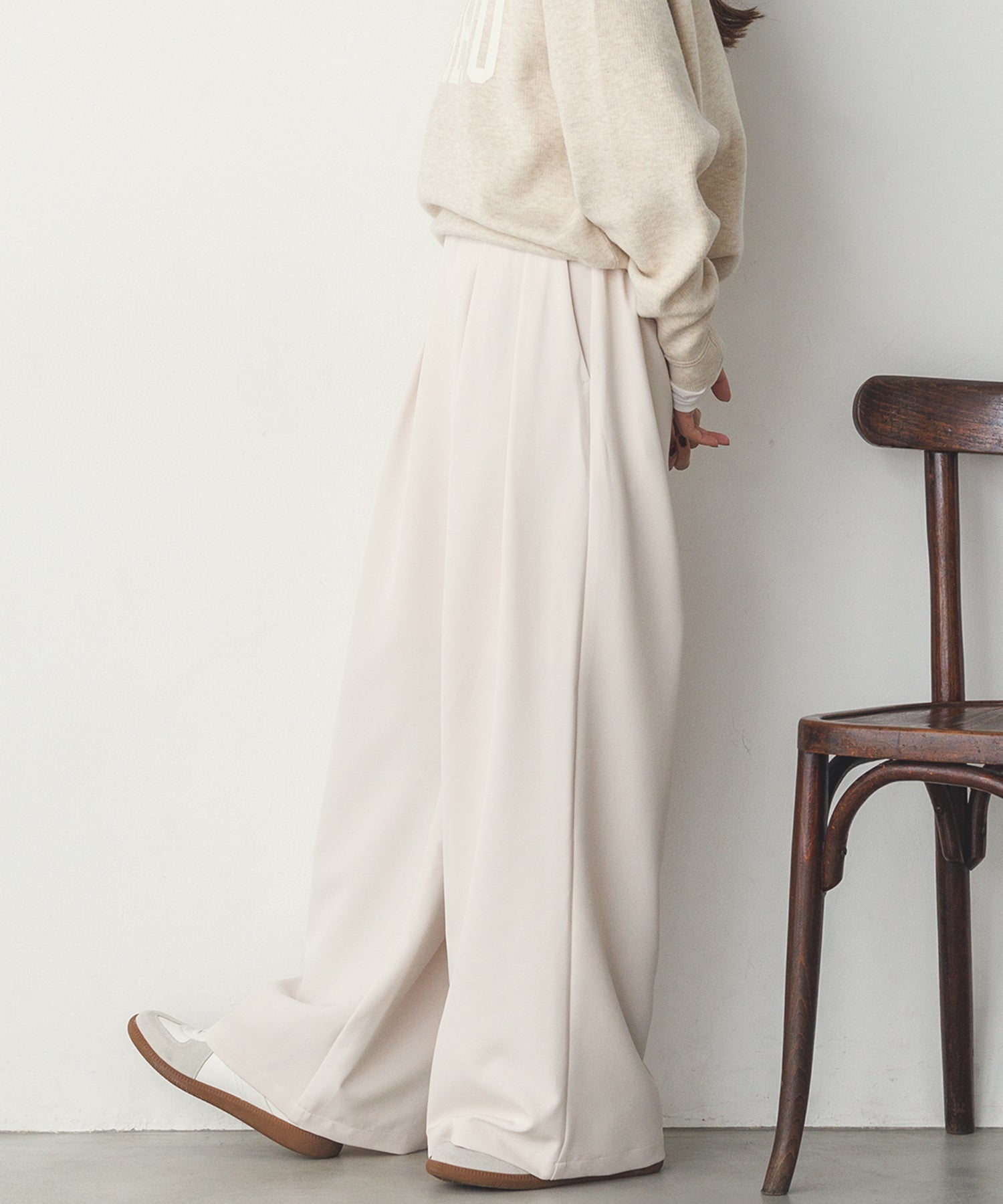 ストレッチワイドパンツ