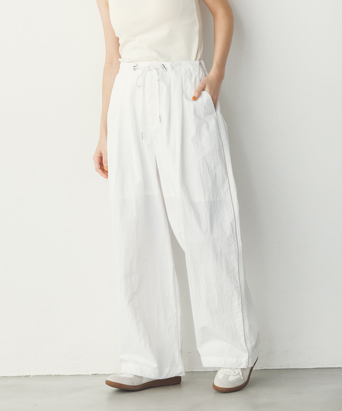 WATER REPELLENT] GROSGRAIN TUCK PANTS