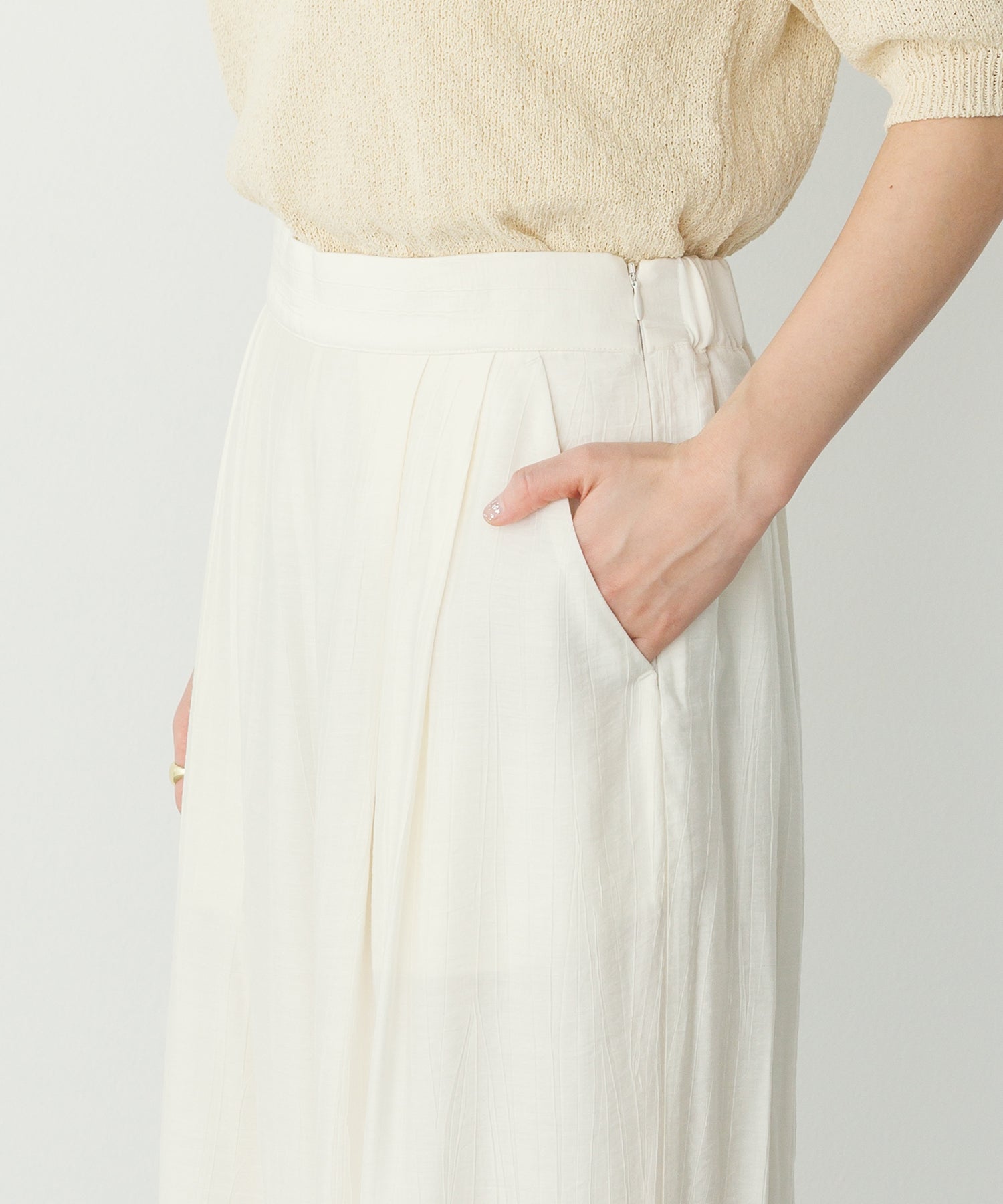 《PRE-ORDER》WASH-SATIN LAYERED SKIRT