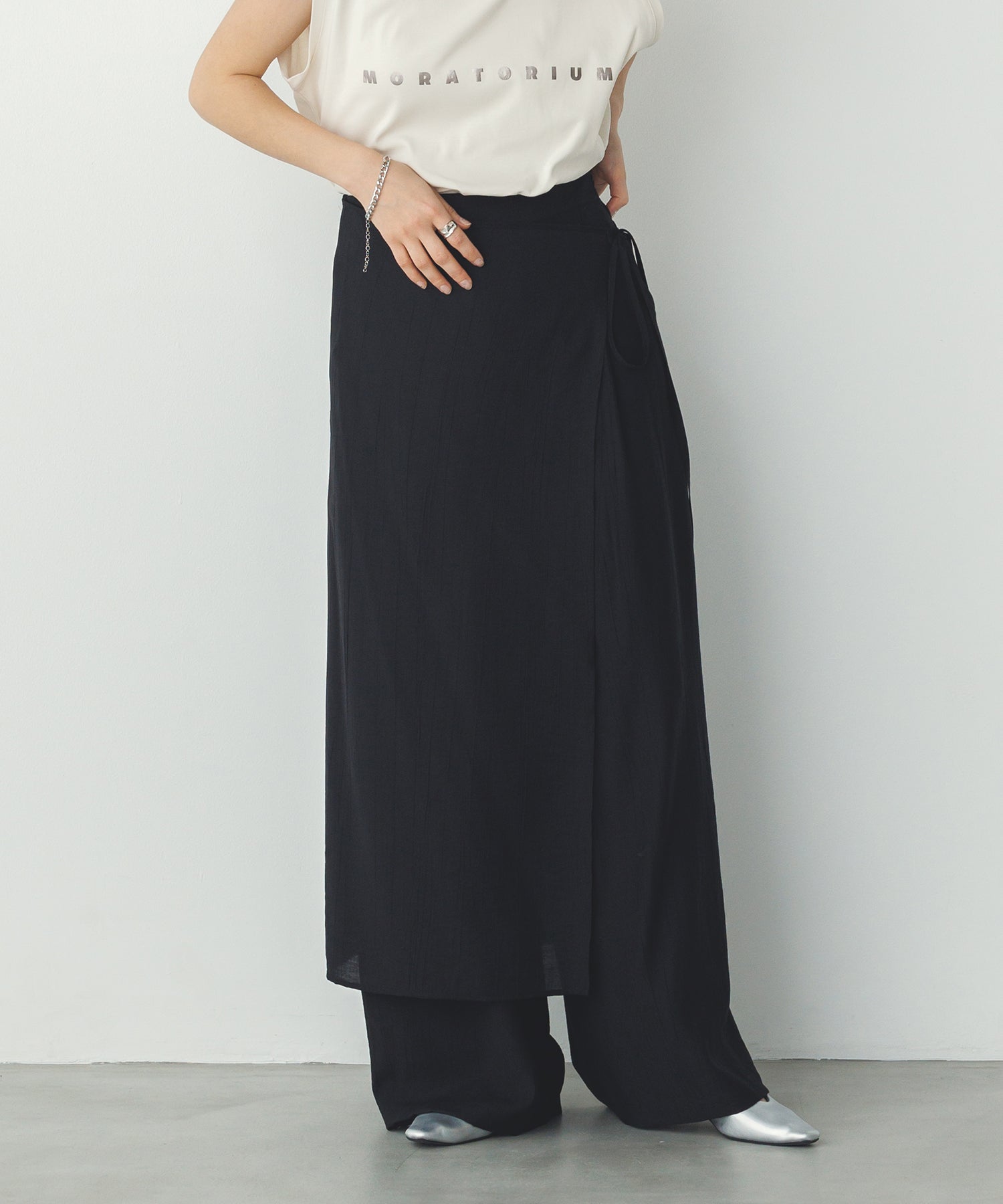 《PRE-ORDER》WASH-SATIN LAYERED SKIRT