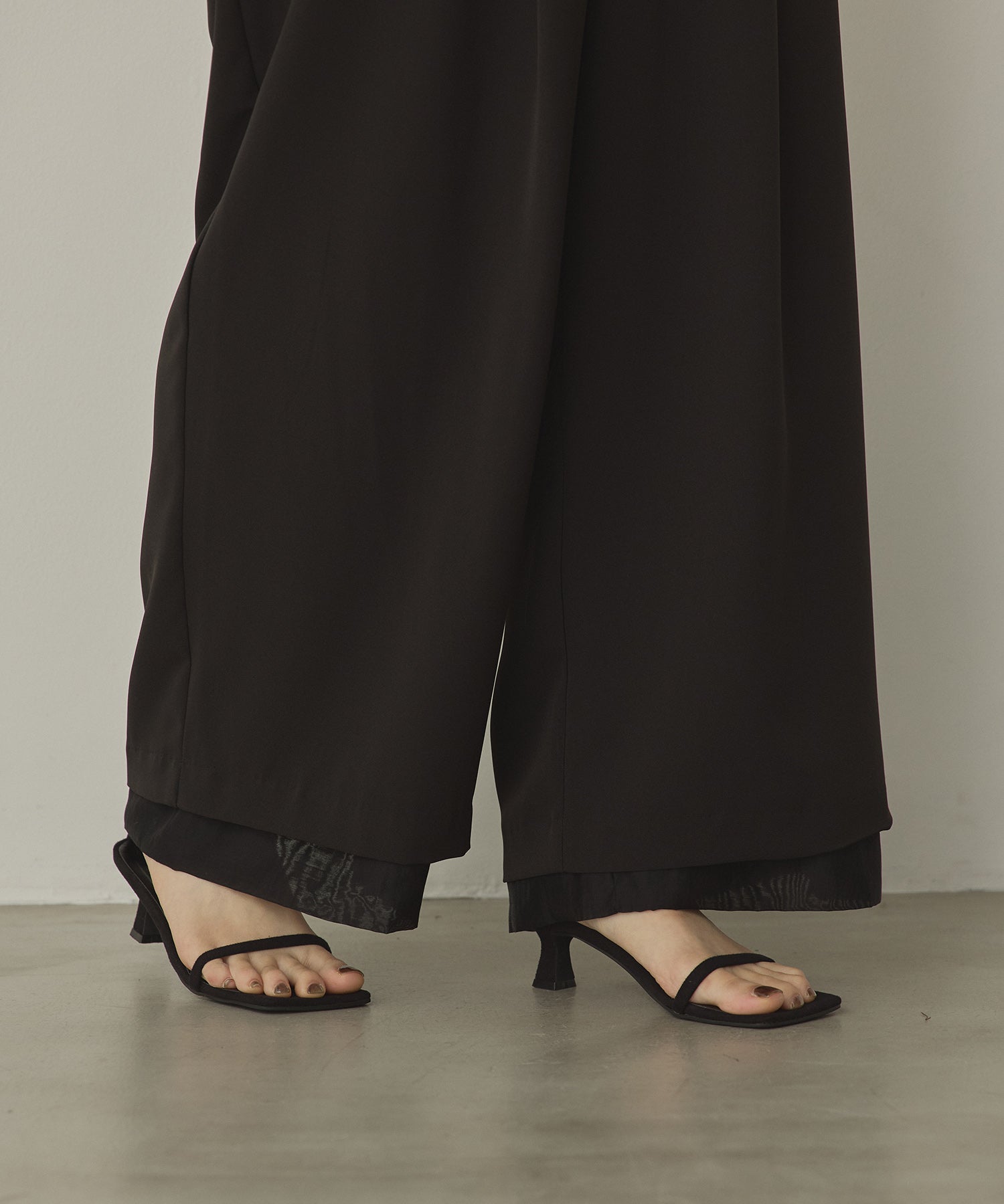 POLY TWILL SHEER WIDE STRAIGHT PANTS
