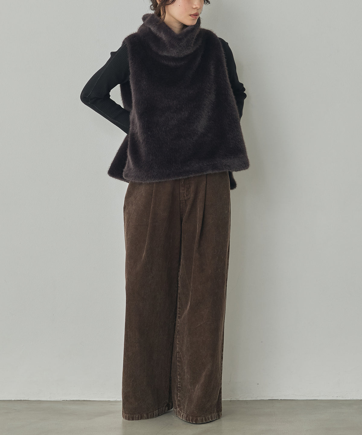 CORDUROY WIDE-LEG PANTS