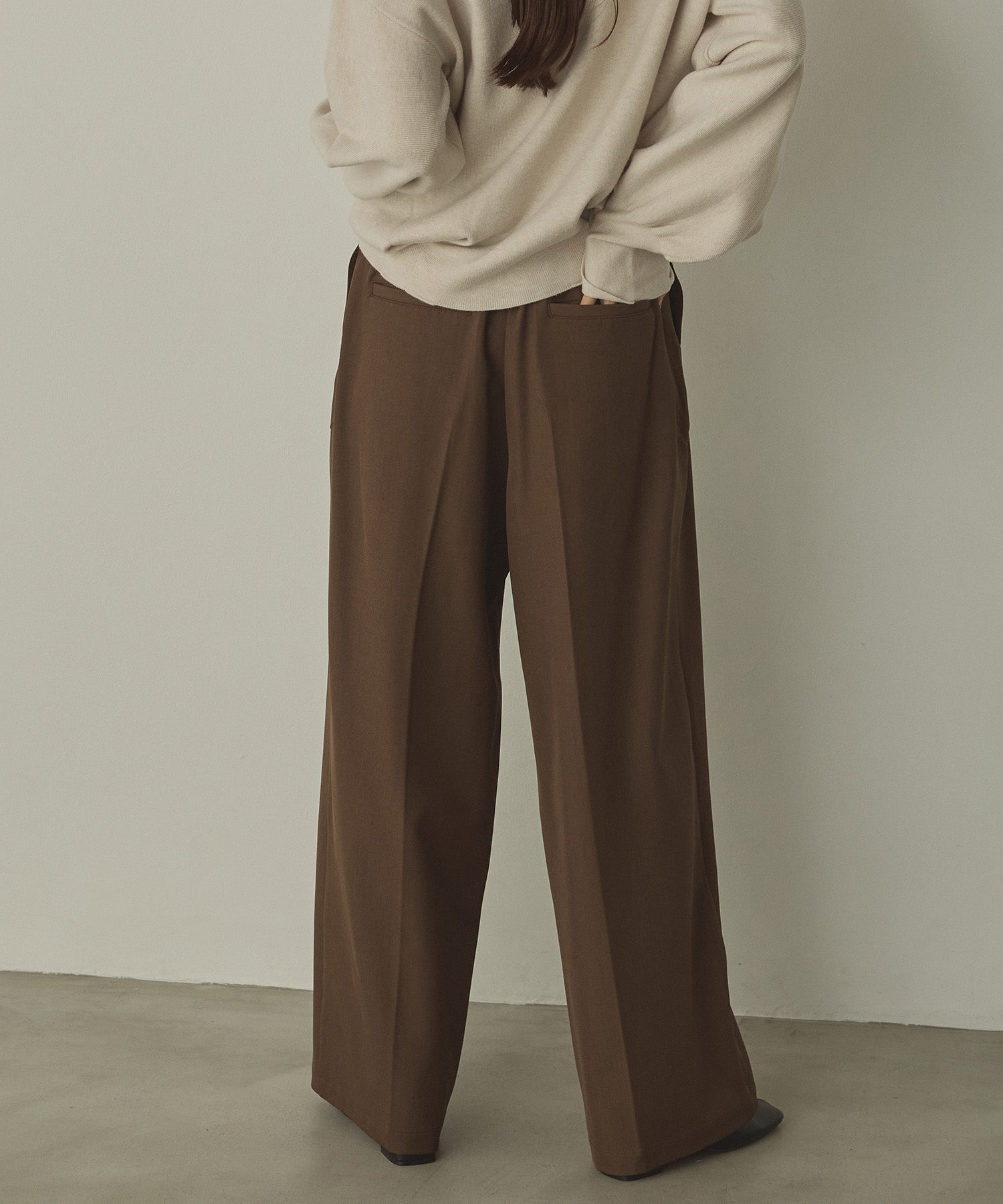 POLY TWILL TUCK PANTS