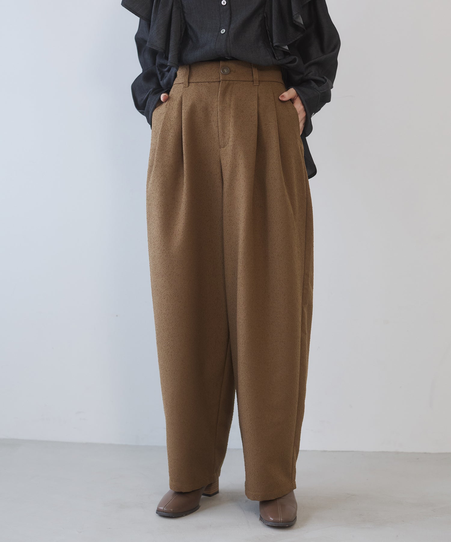 スラックスワイド タックパンツ