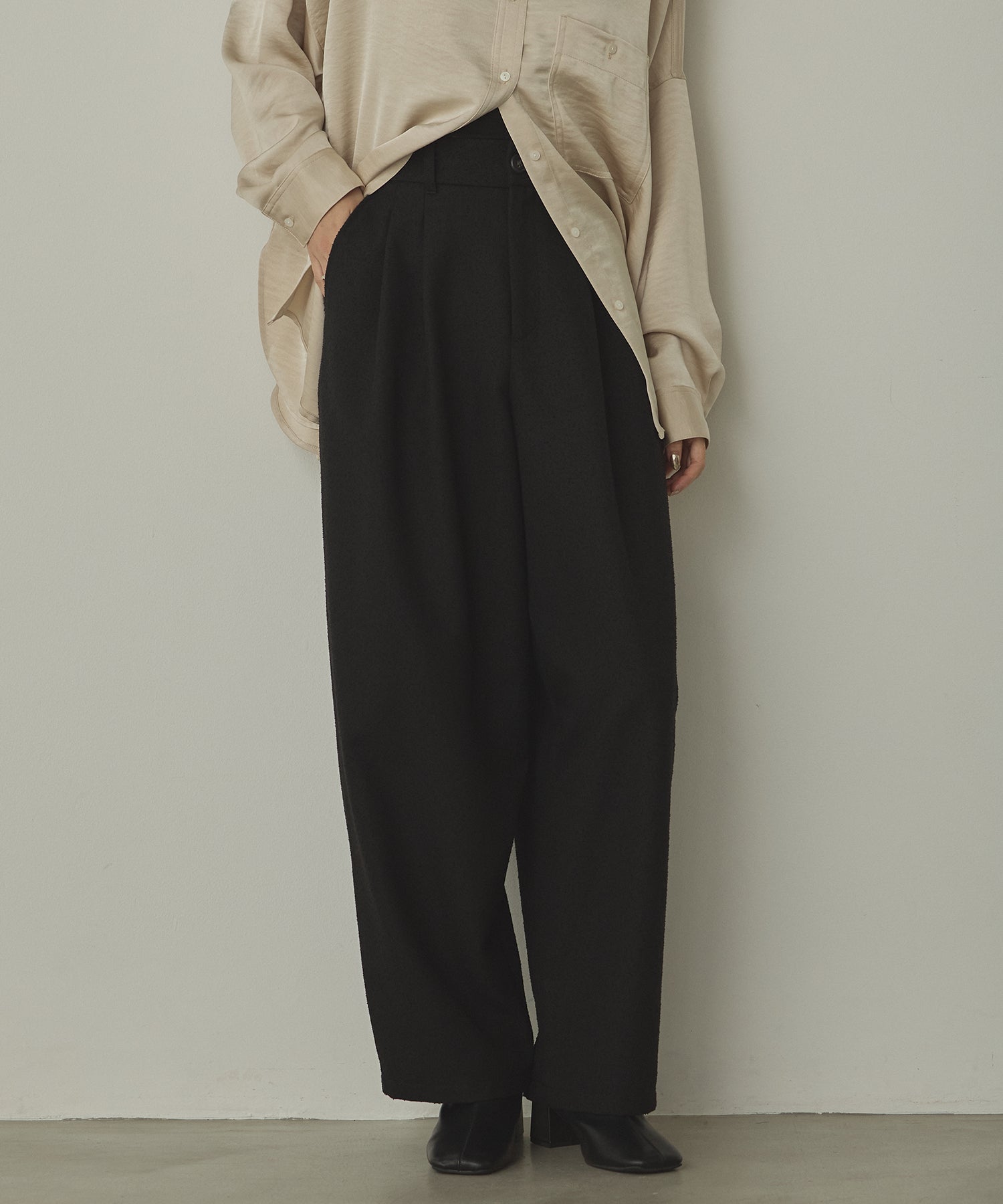TWEED WIDE TUCK PANTS