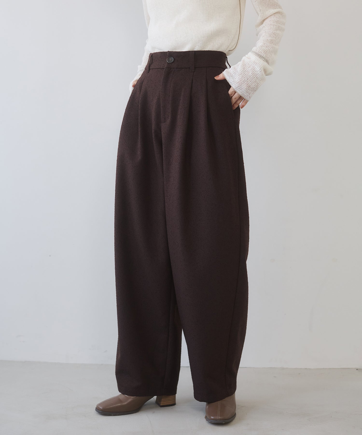 TWEED WIDE TUCK PANTS