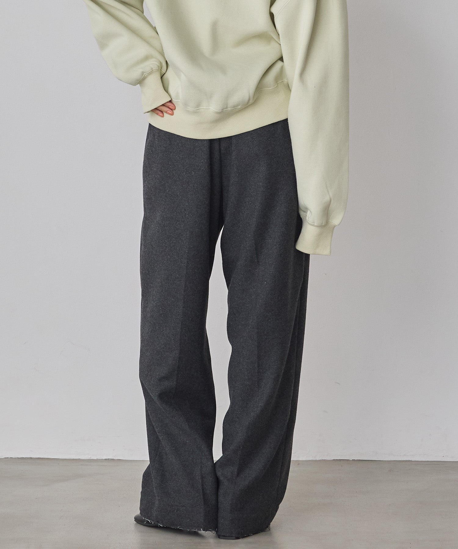 WOOL BLEND WIDE TUCK PANTS