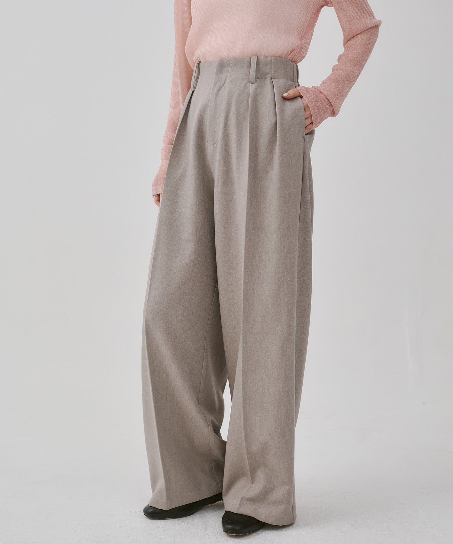 ポリレーヨン タックパンツ