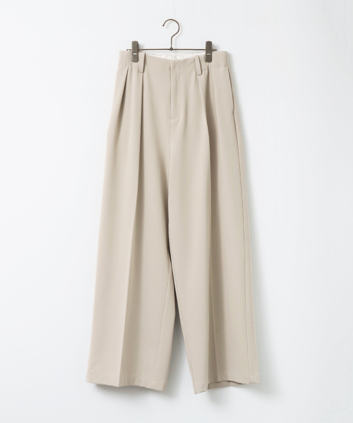 POLYRAYON TUCK PANTS
