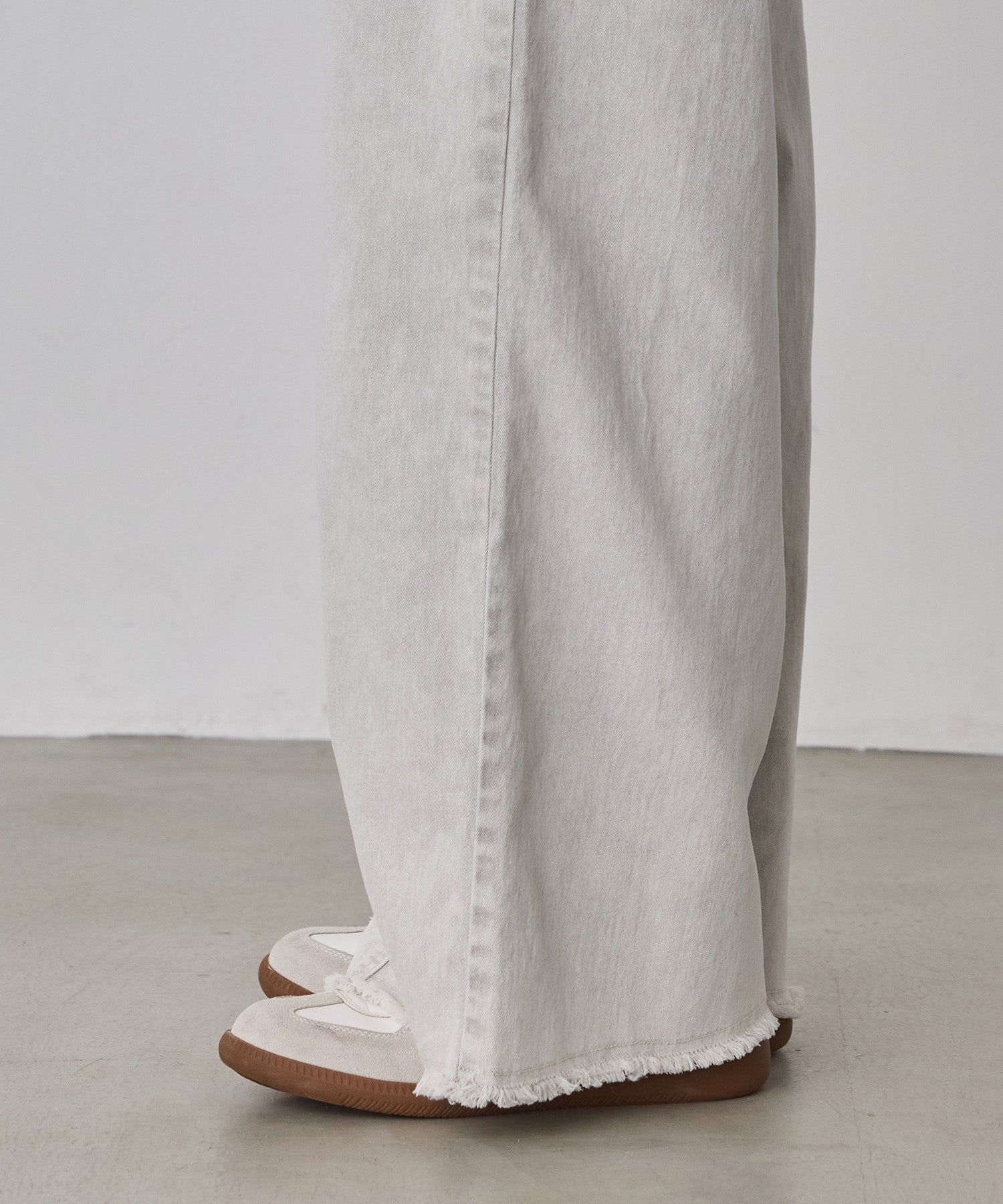 STRETCH DENIM WIDE PANTS