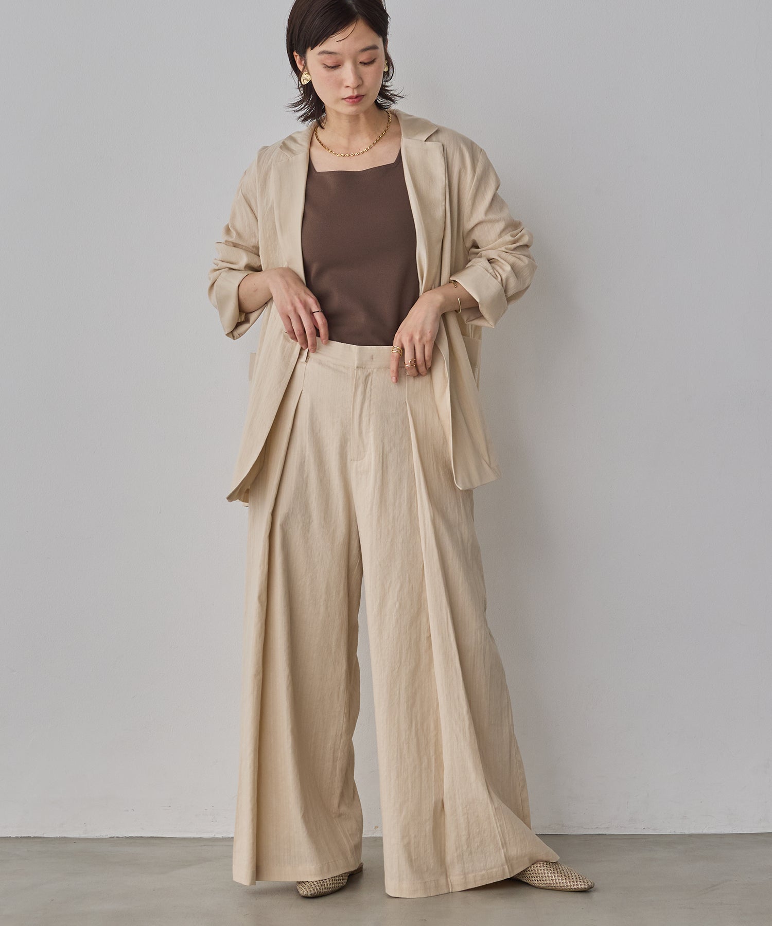 SPRING SLAB DEEP TUCK PANTS