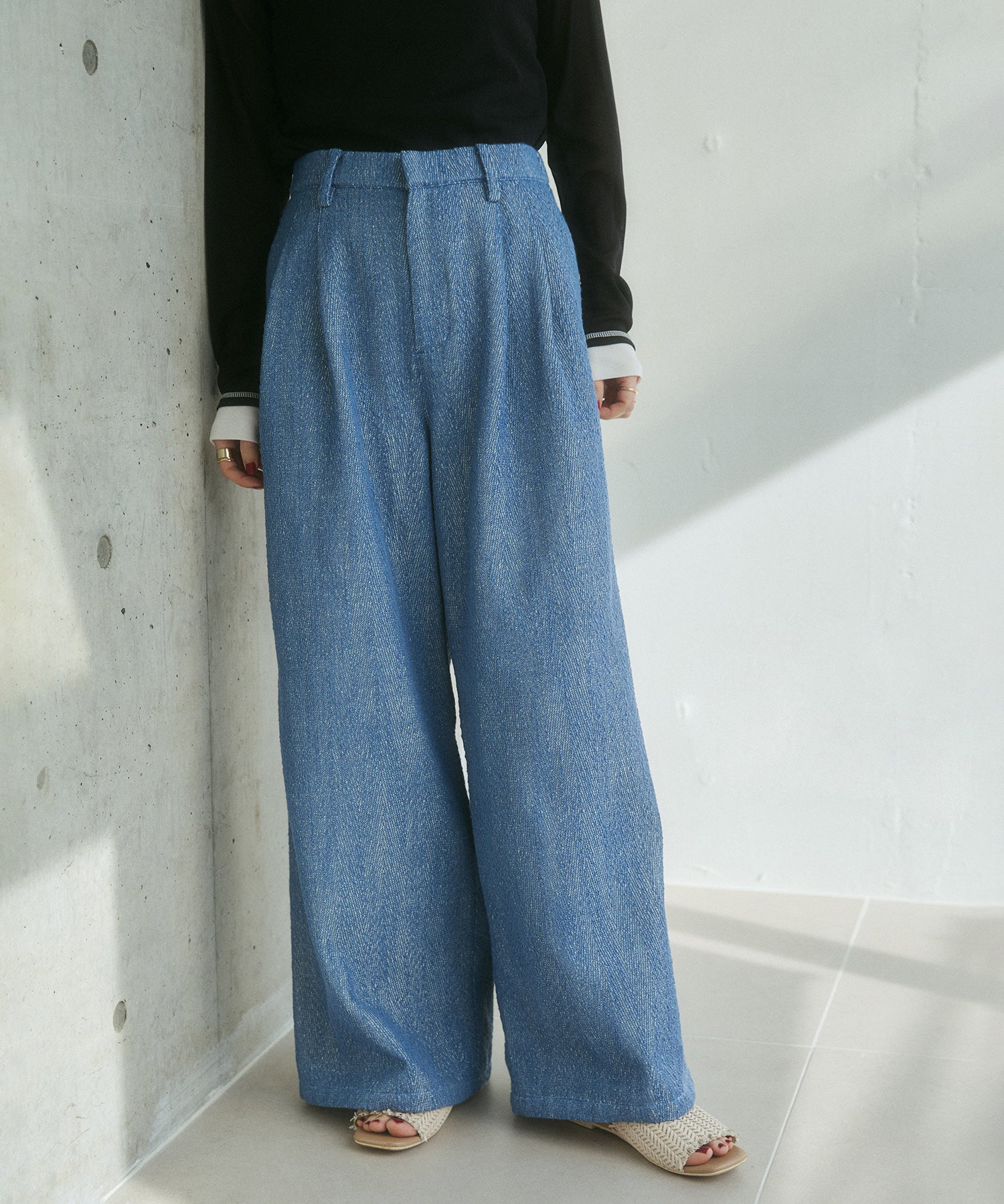 デニムライク ヘリンボーン タックパンツ