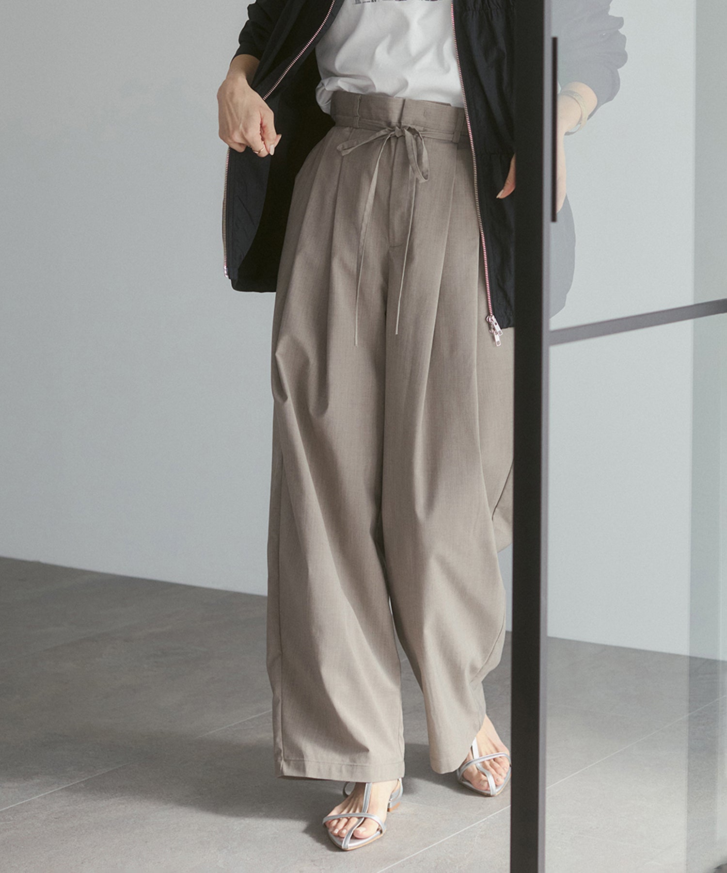 LINEN-LOOK PLEATED PANTS
