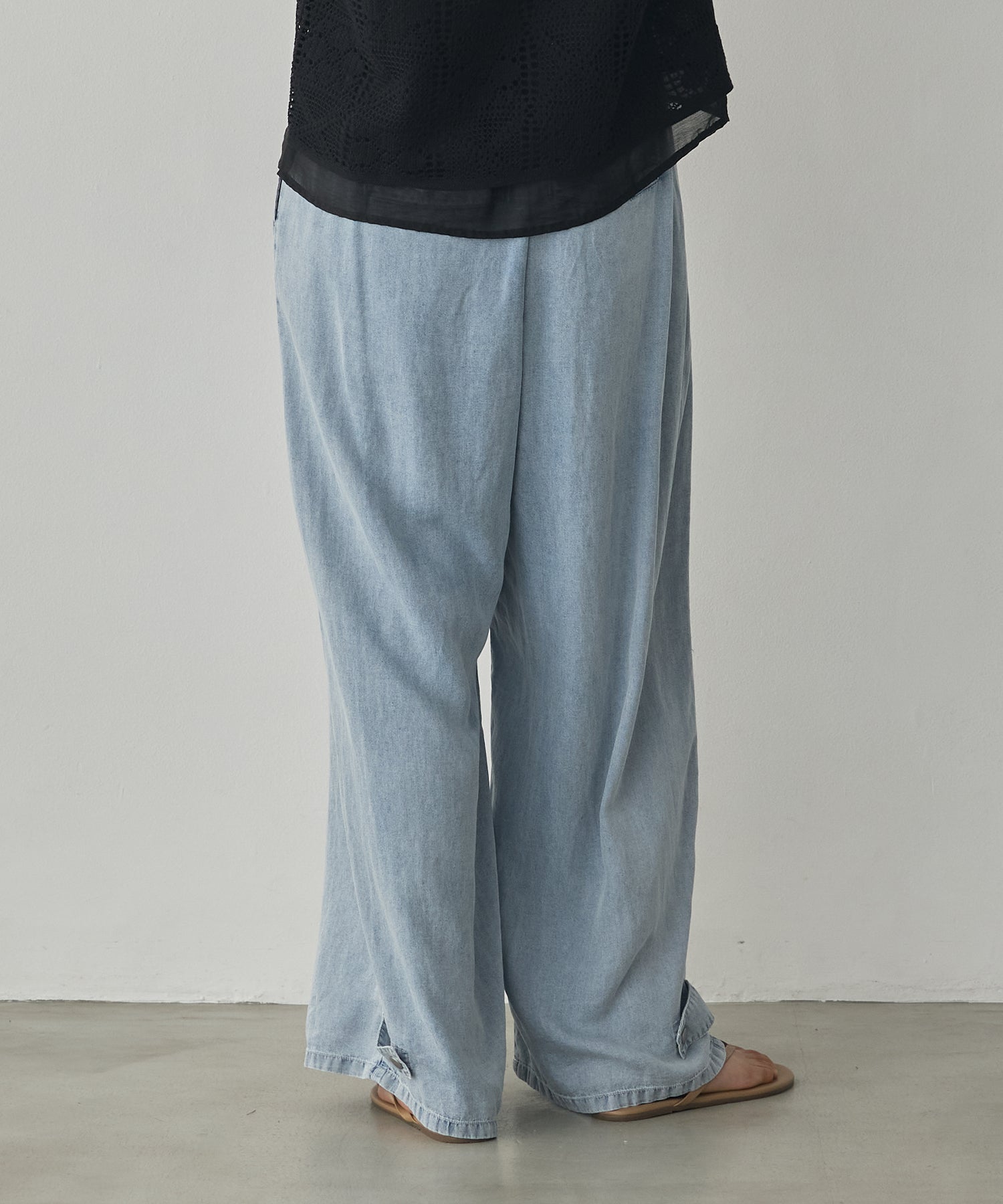 TENCEL DENIM WITH HEM TABS WIDE PANTS