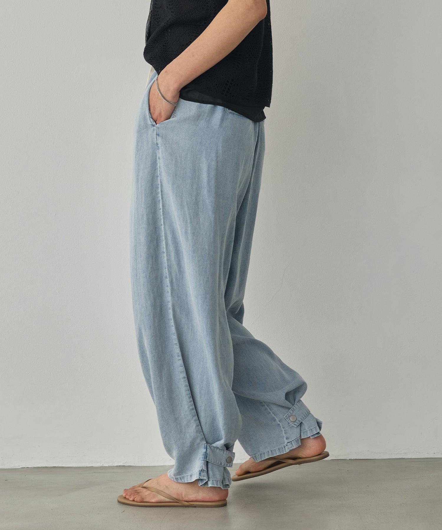 TENCEL DENIM WITH HEM TABS WIDE PANTS