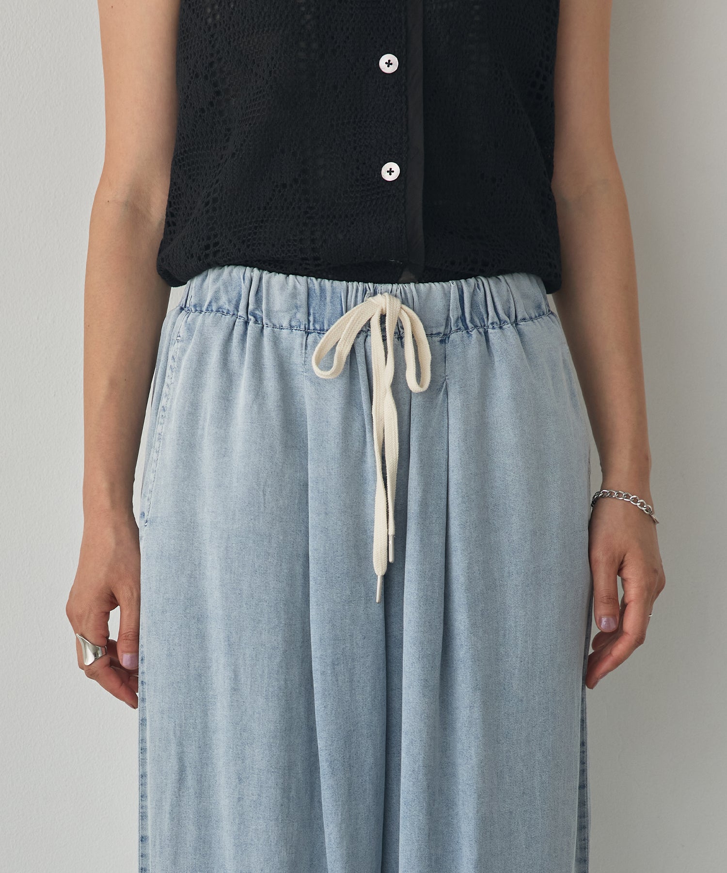 TENCEL DENIM WITH HEM TABS WIDE PANTS