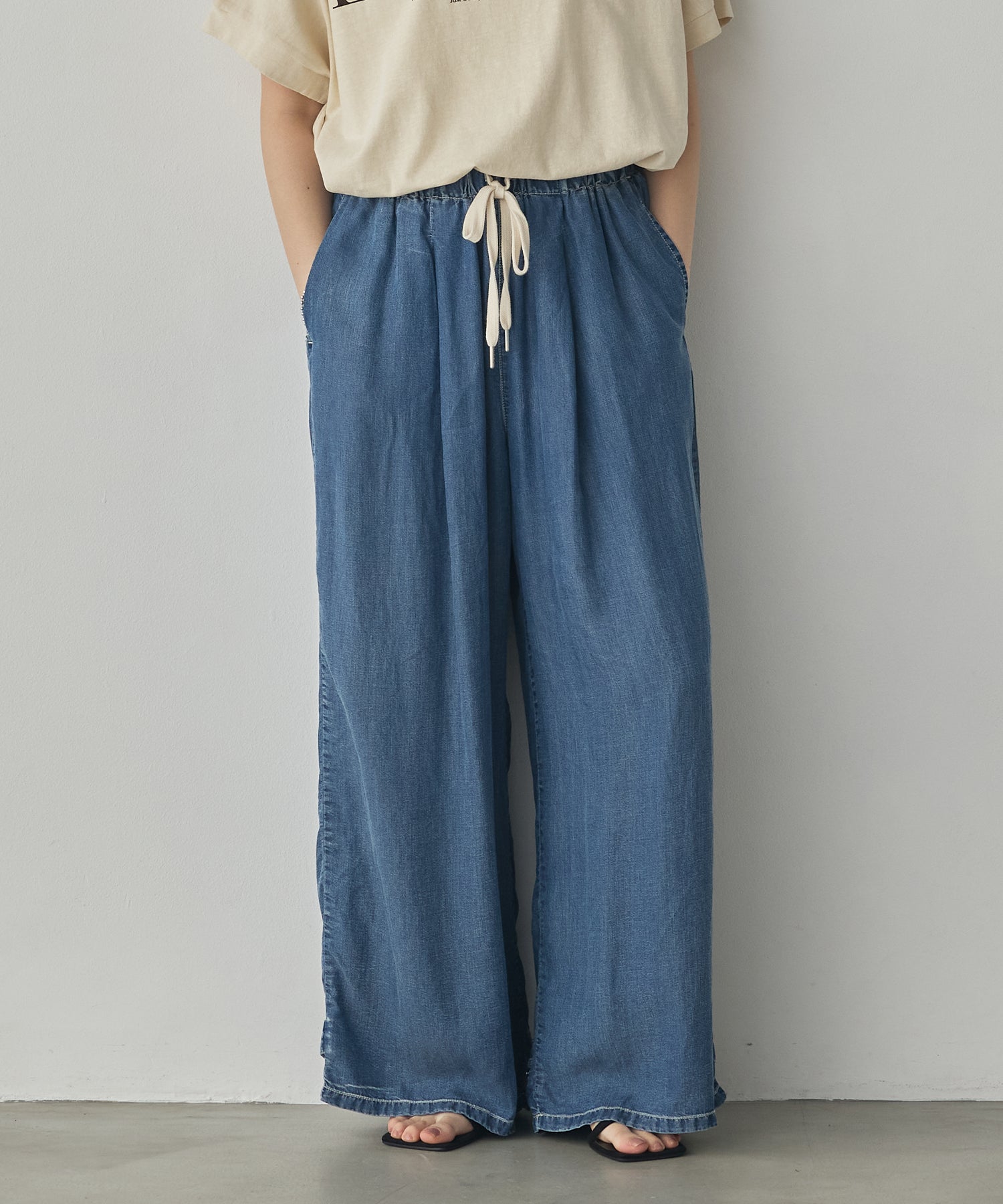 TENCEL DENIM WITH HEM TABS WIDE PANTS