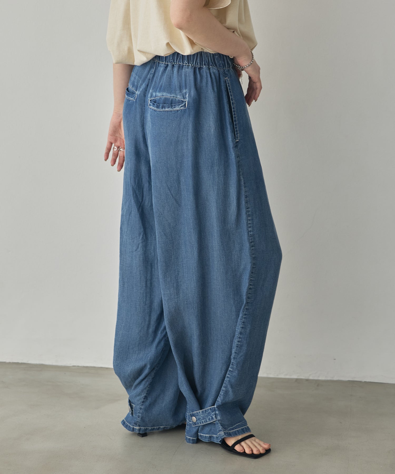 TENCEL DENIM WITH HEM TABS WIDE PANTS