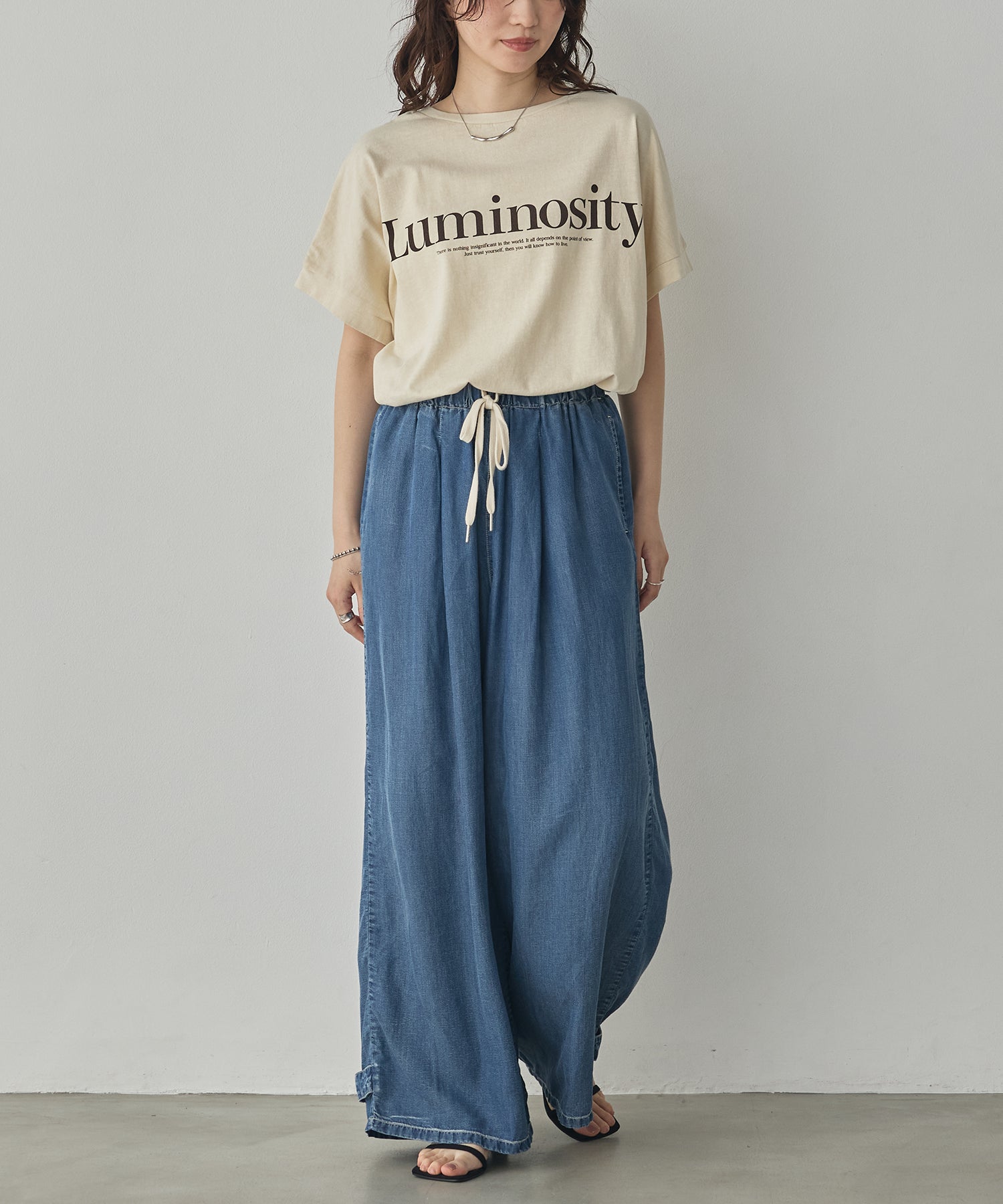 TENCEL DENIM WITH HEM TABS WIDE PANTS