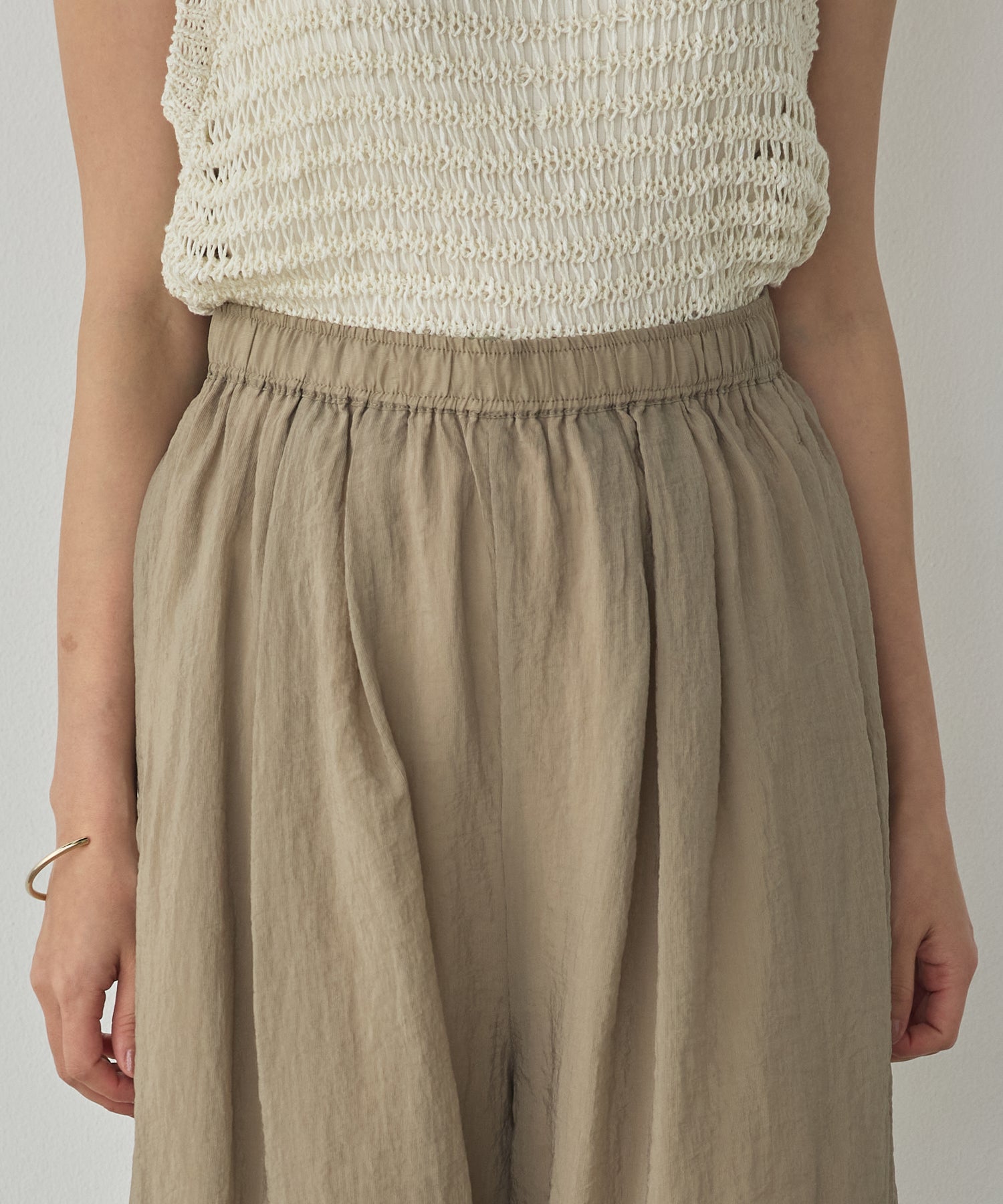 GLOSSY SHEER EASY PANTS