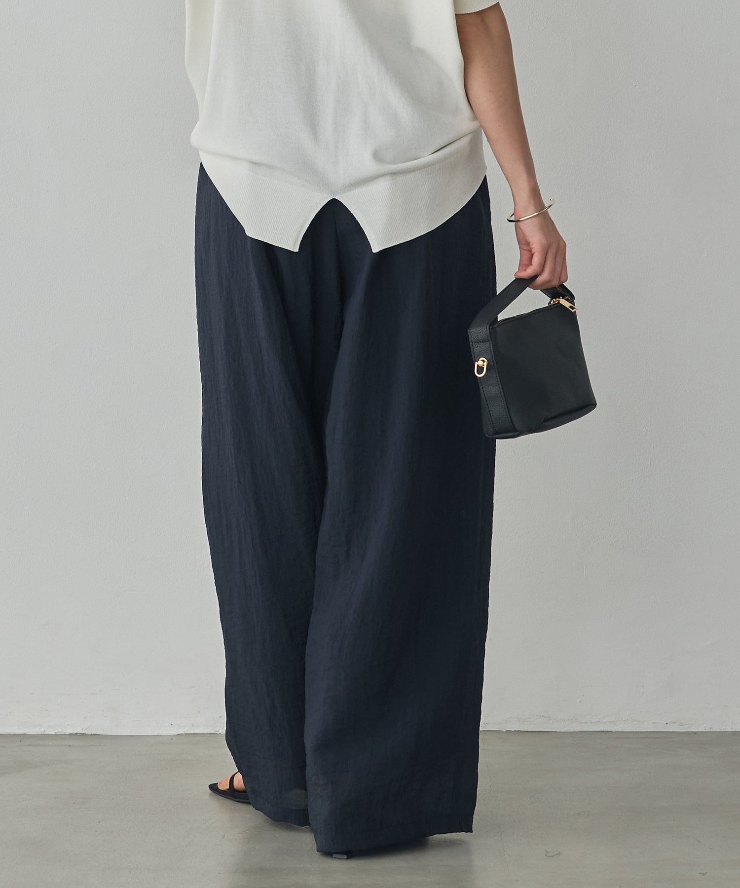 GLOSSY SHEER EASY PANTS