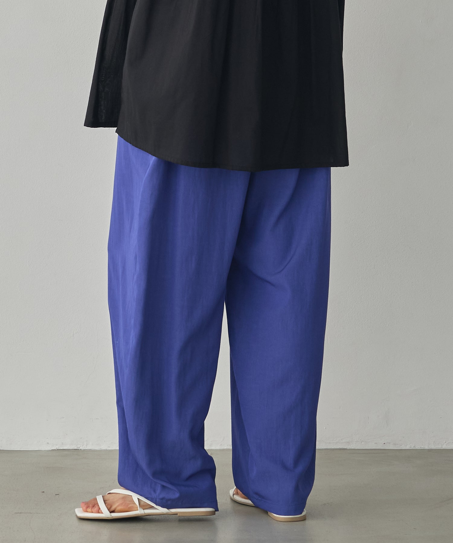 THICK-WEAVE CURVY PANTS