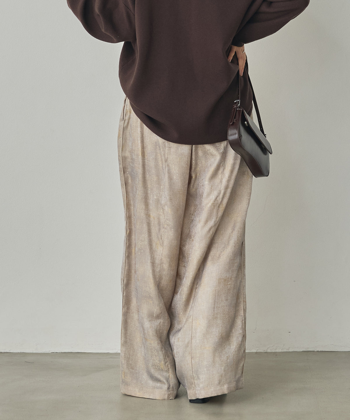 SHINY JACQUARD EASY PANTS
