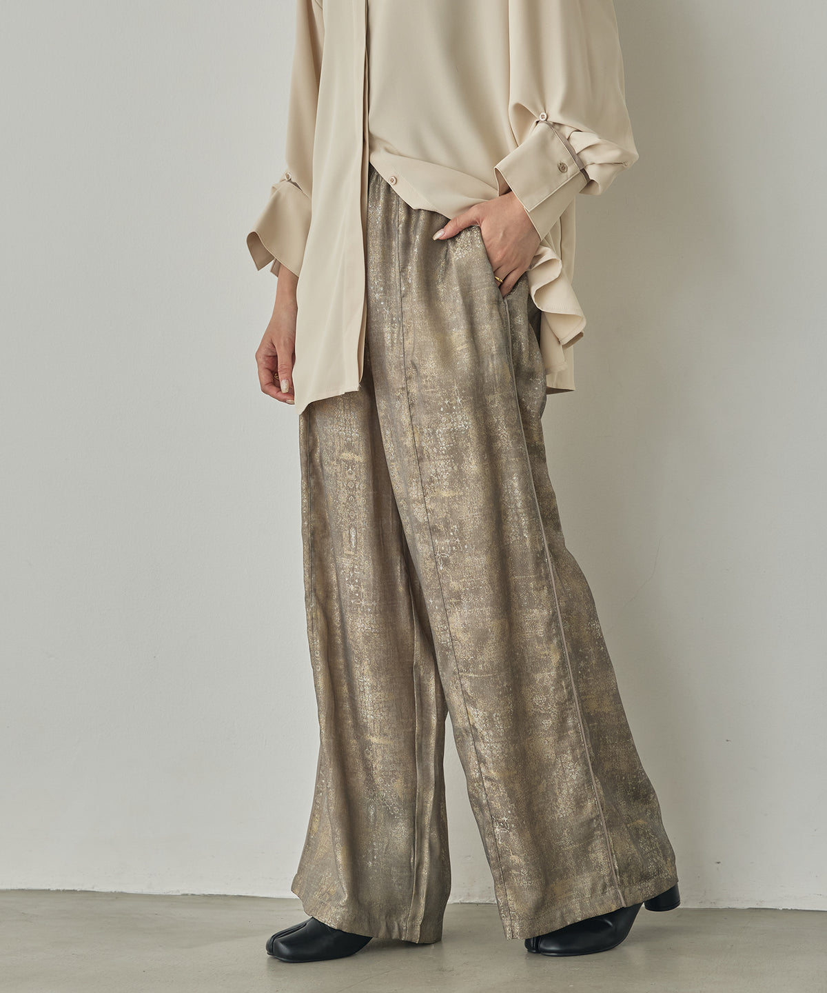 SHINY JACQUARD EASY PANTS