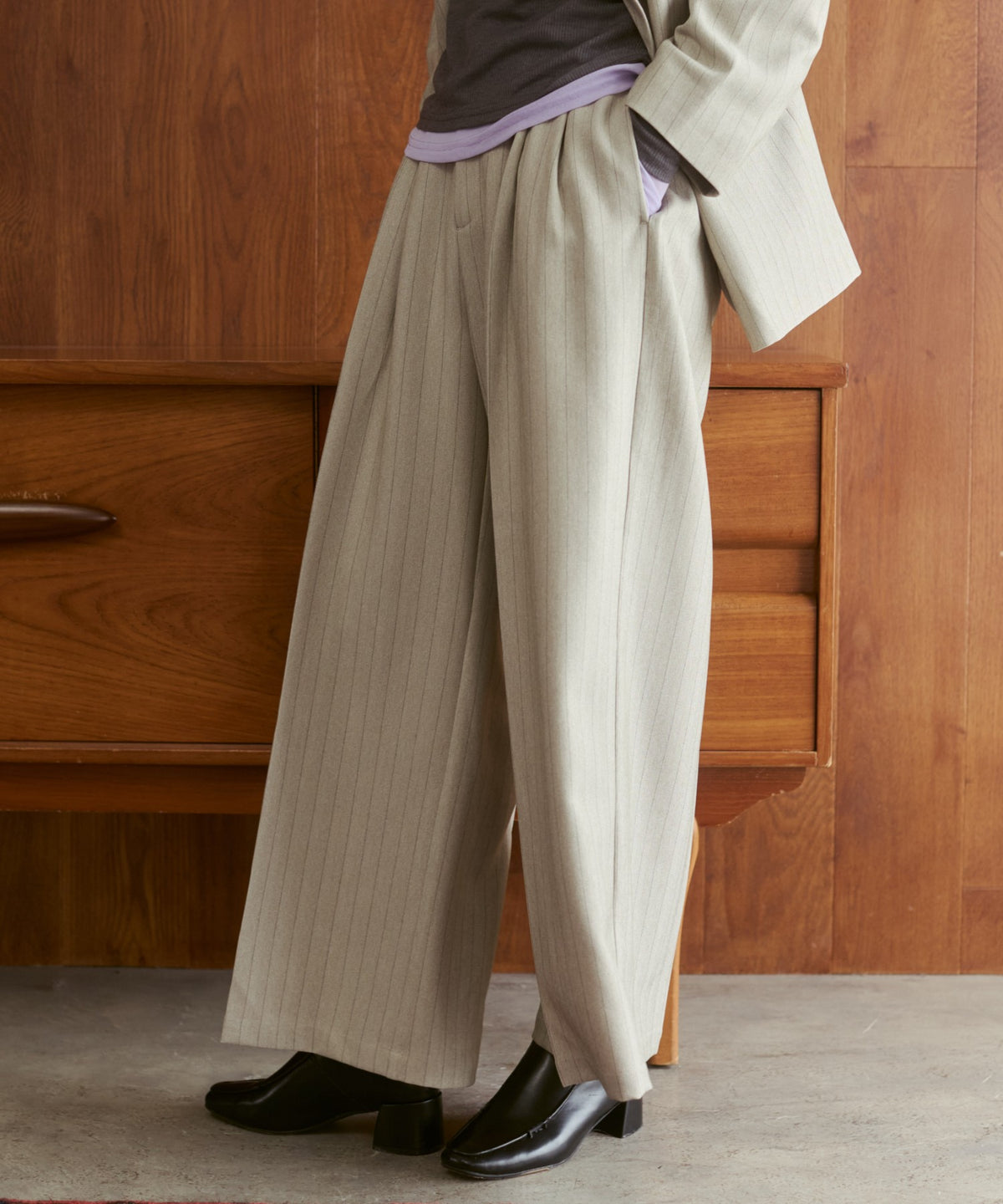 PLEATED PANTS