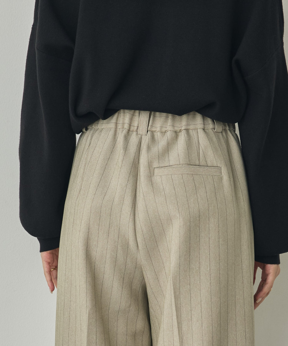 PLEATED PANTS