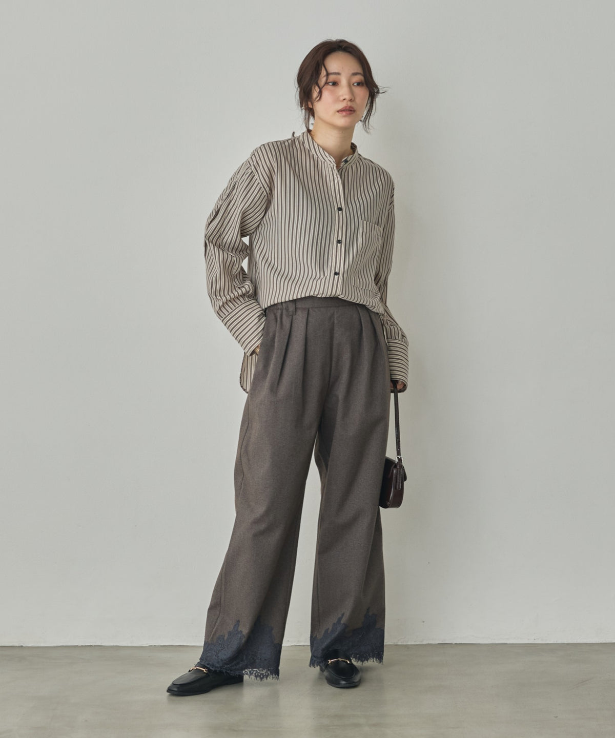 WIDE-LEG WITH LACE HEM PANTS