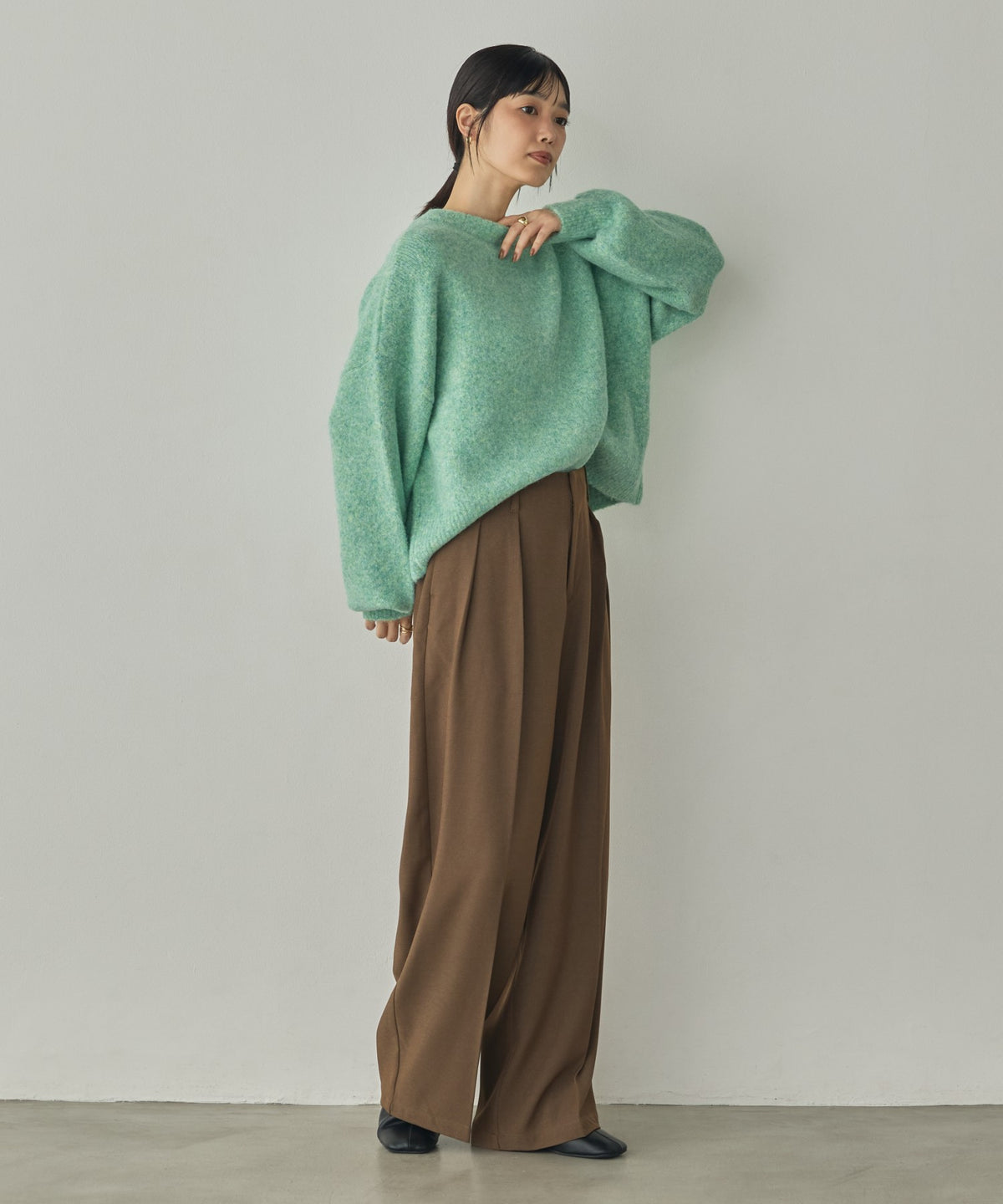 POLY-TWILL TUCK PANTS