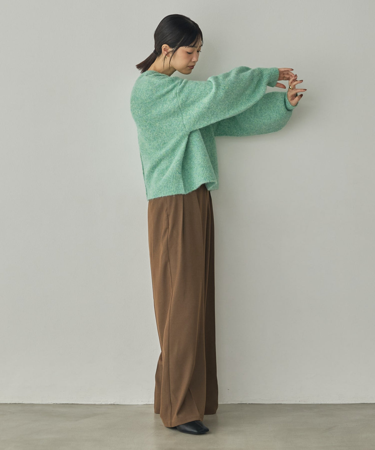 POLY-TWILL TUCK PANTS