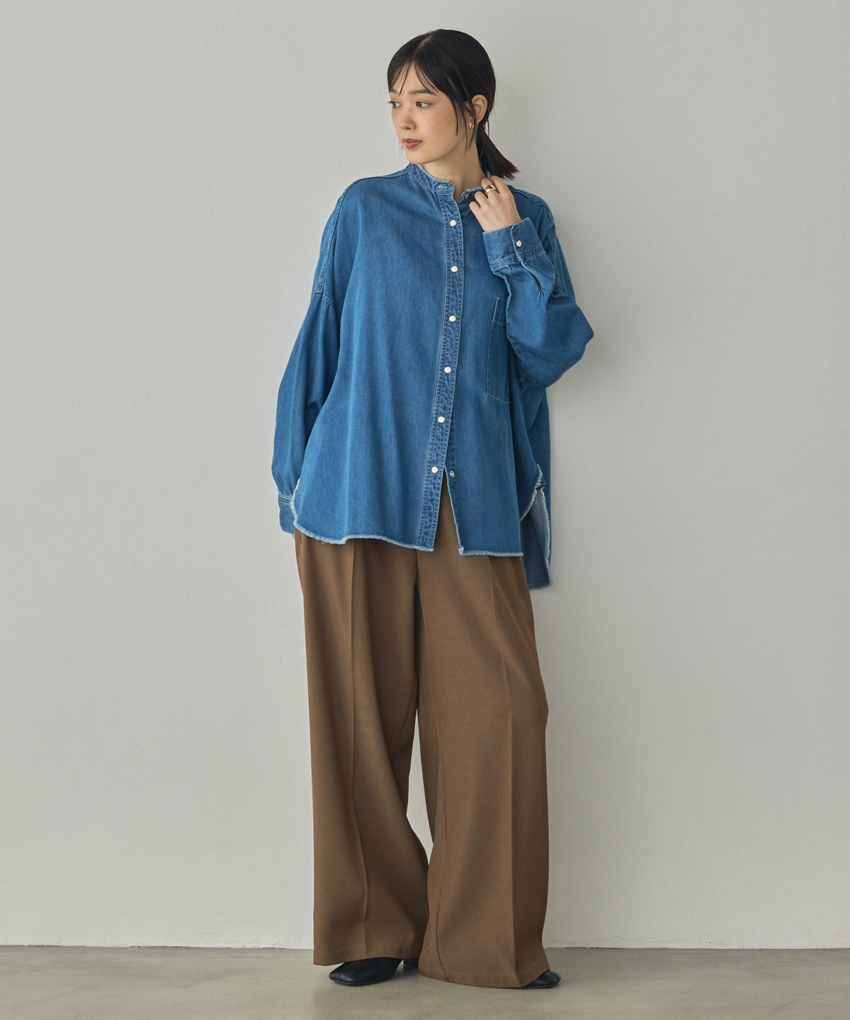 POLY-TWILL TUCK PANTS