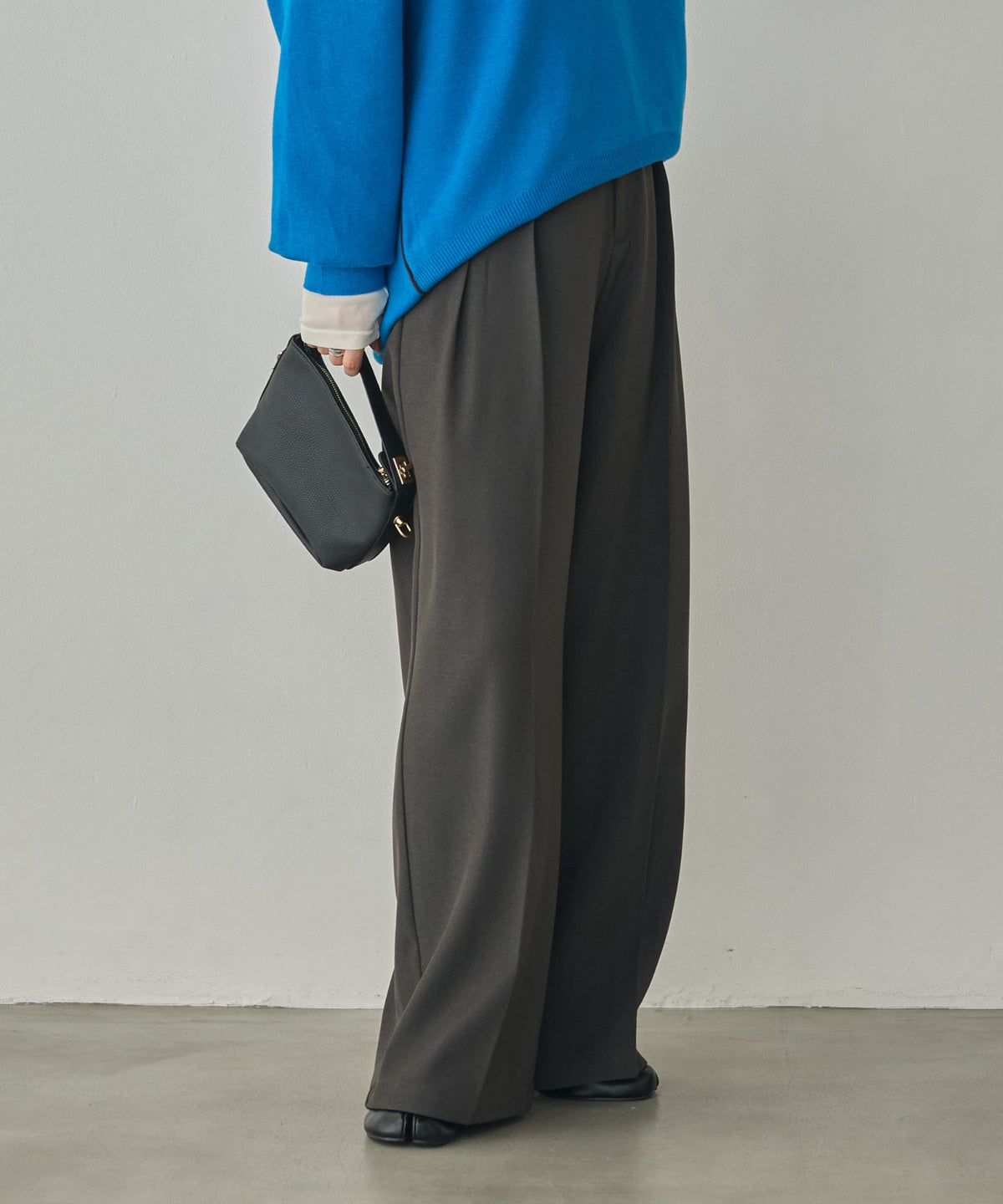 POLY-TWILL TUCK PANTS