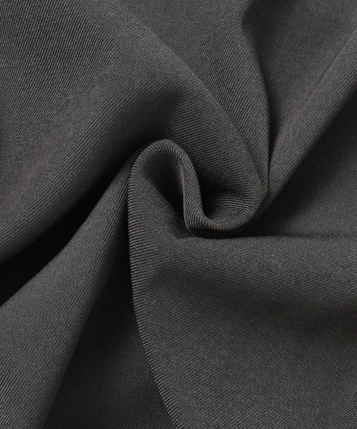 POLY-TWILL TUCK PANTS