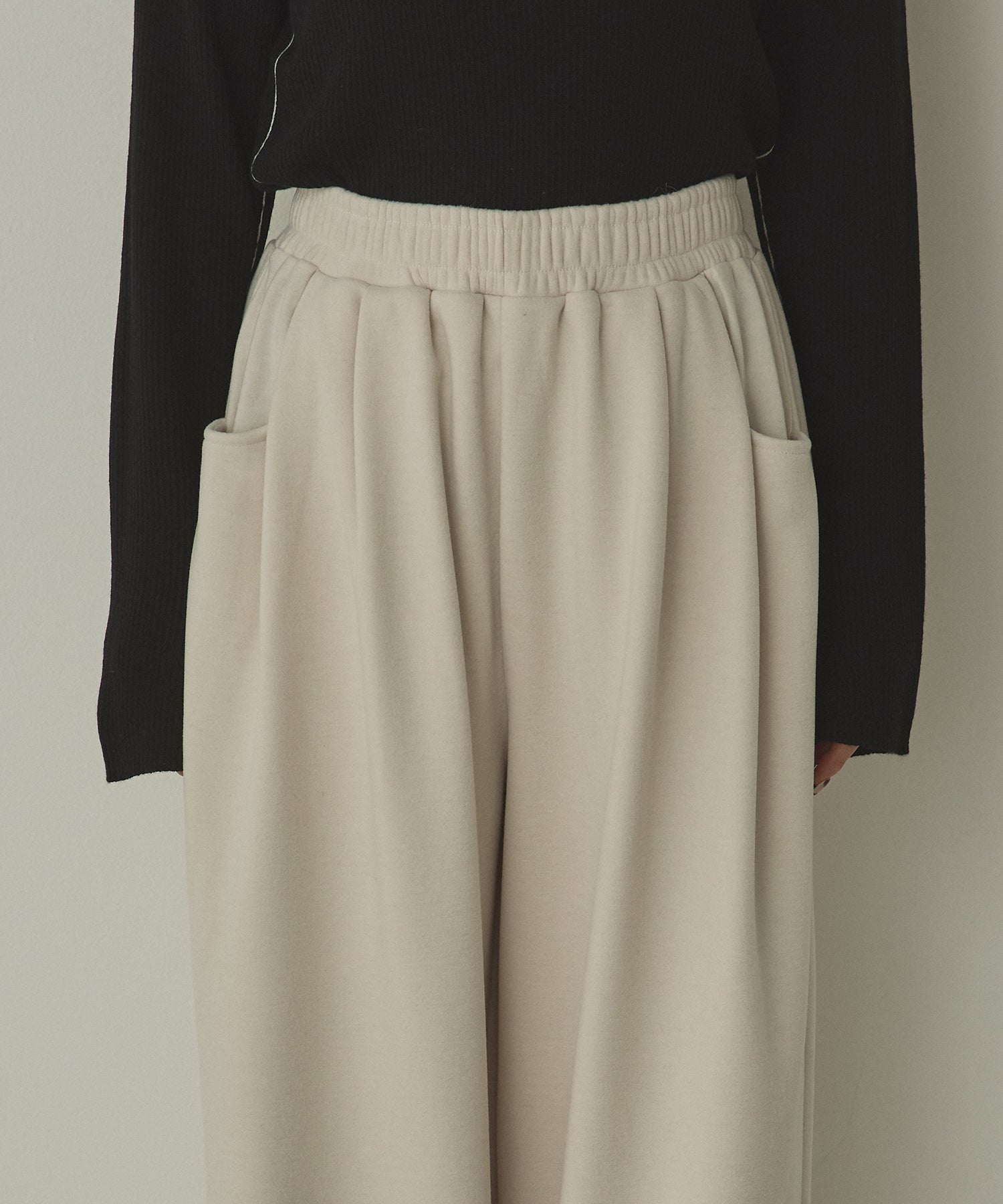 ベロアボンディング スウェットワイドパンツ