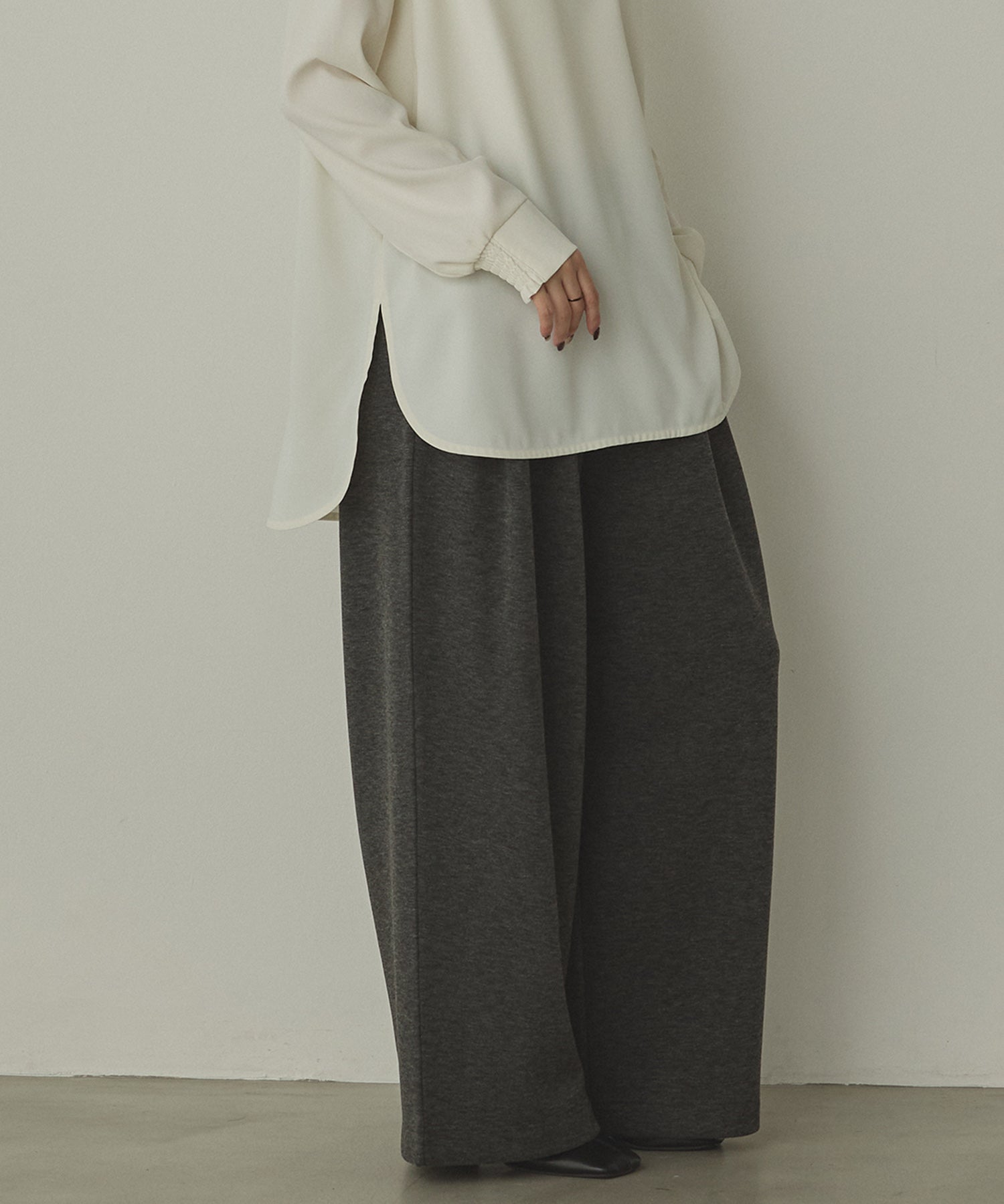 ベロアボンディング スウェットワイドパンツ