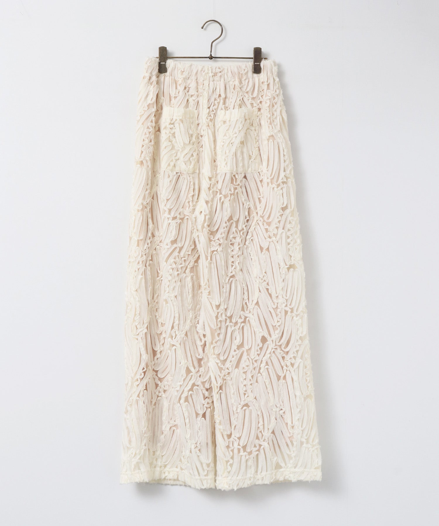 MOTIF LACE STRAIGHT-LEG PANTS
