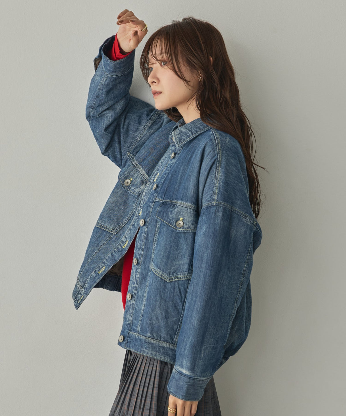 LIGHTWEIGHT LIGHTLY PADDED DENIM JACKET