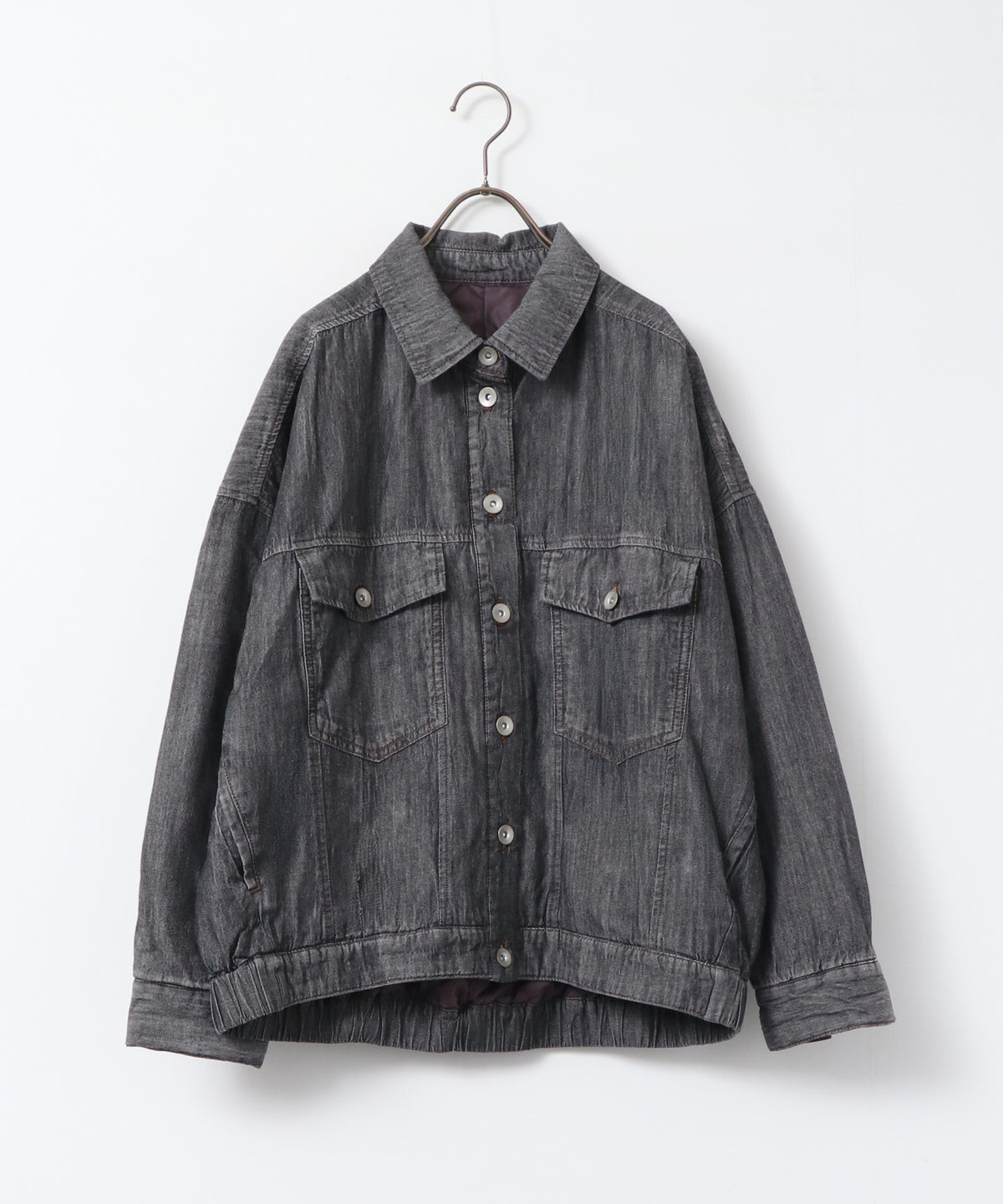 LIGHTWEIGHT LIGHTLY PADDED DENIM JACKET