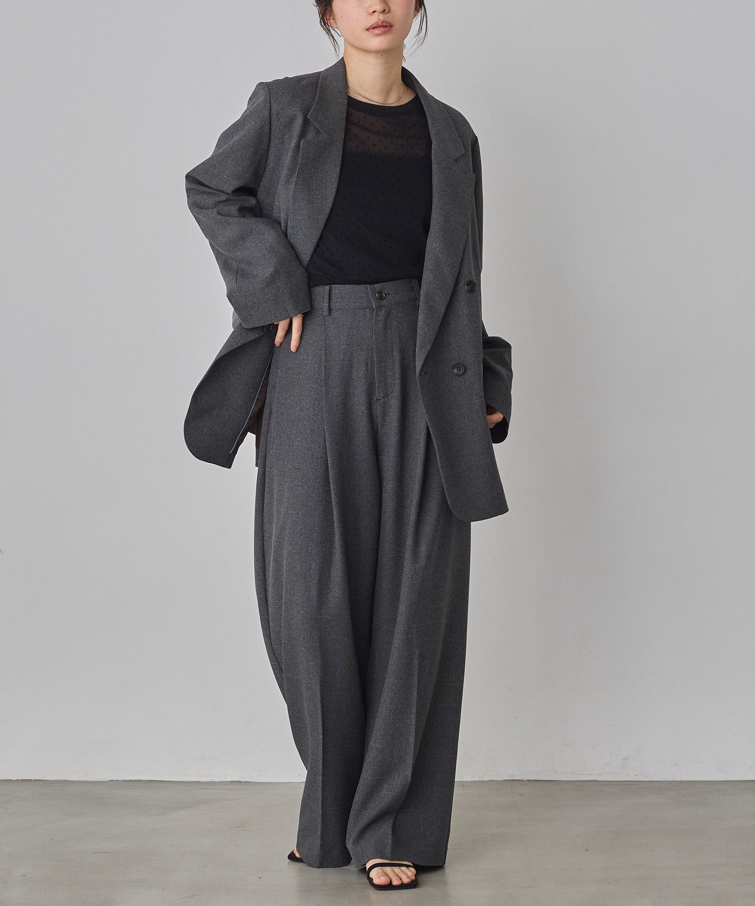 model : H160 着用サイズ : FREE