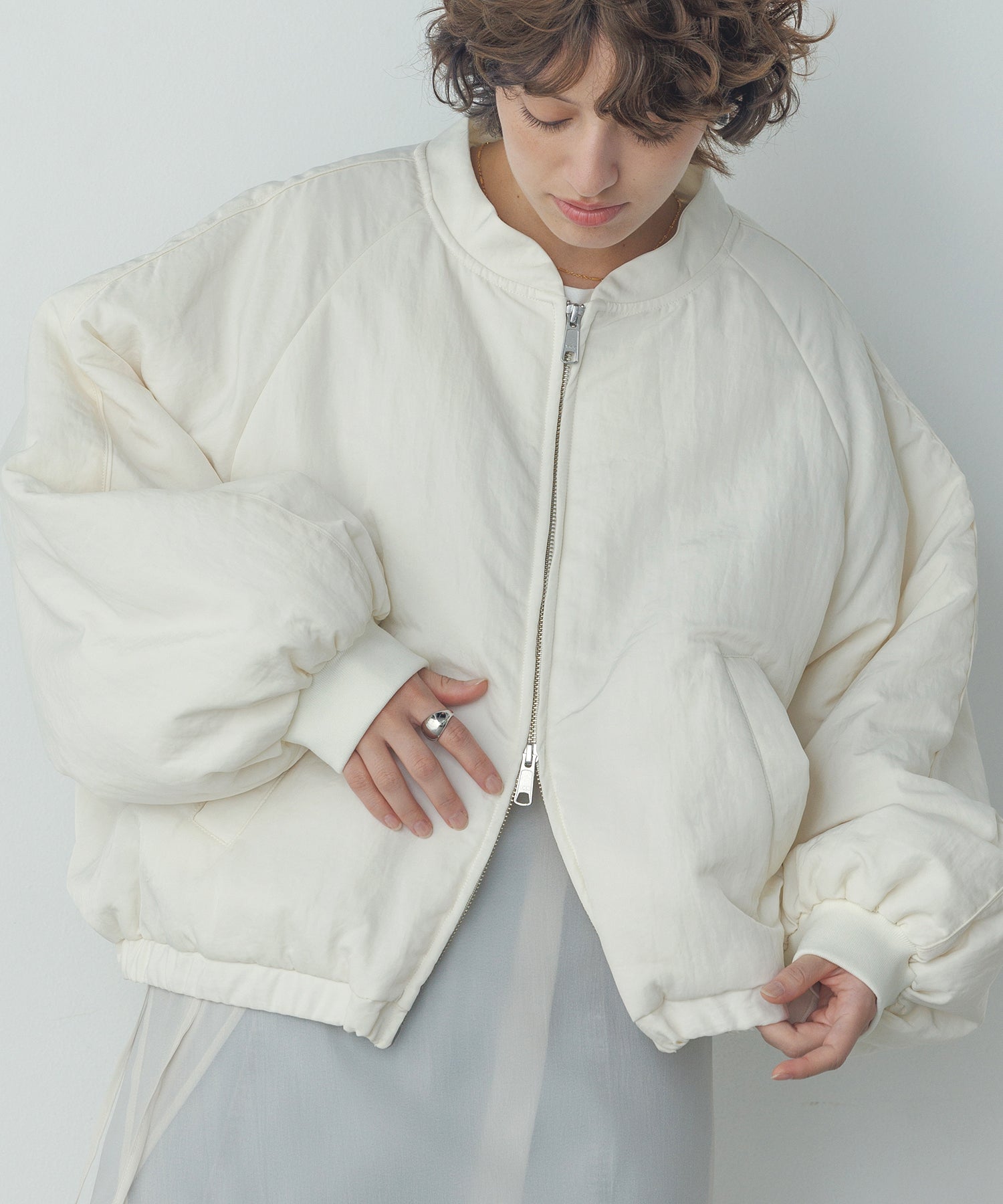 ナイロンツイル バルーンブルゾン