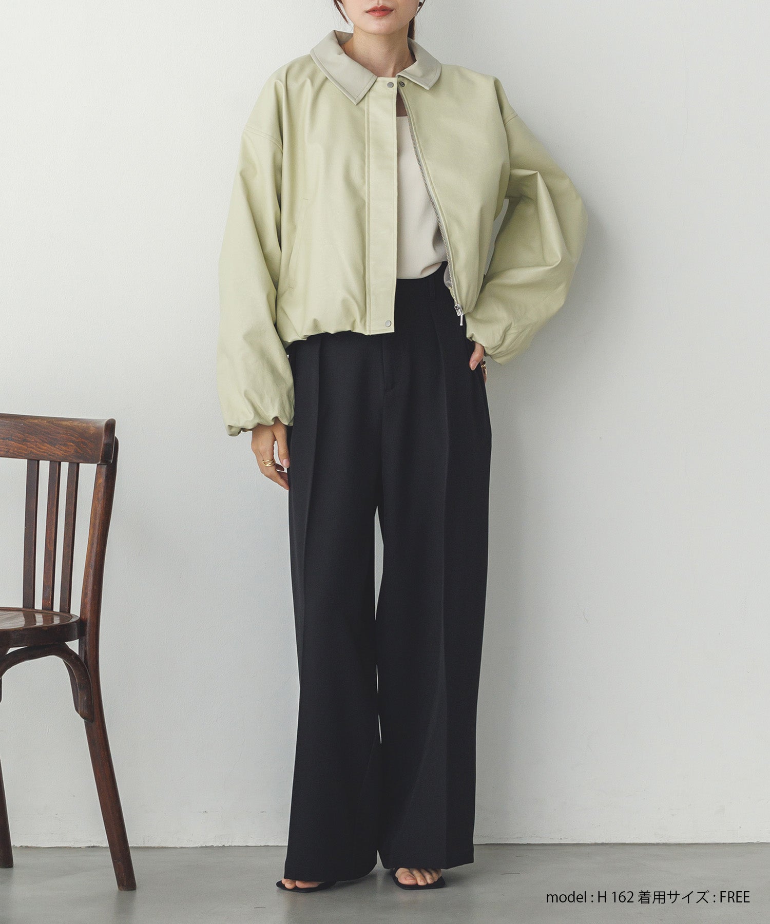 フェイクレザー バルーンブルゾン