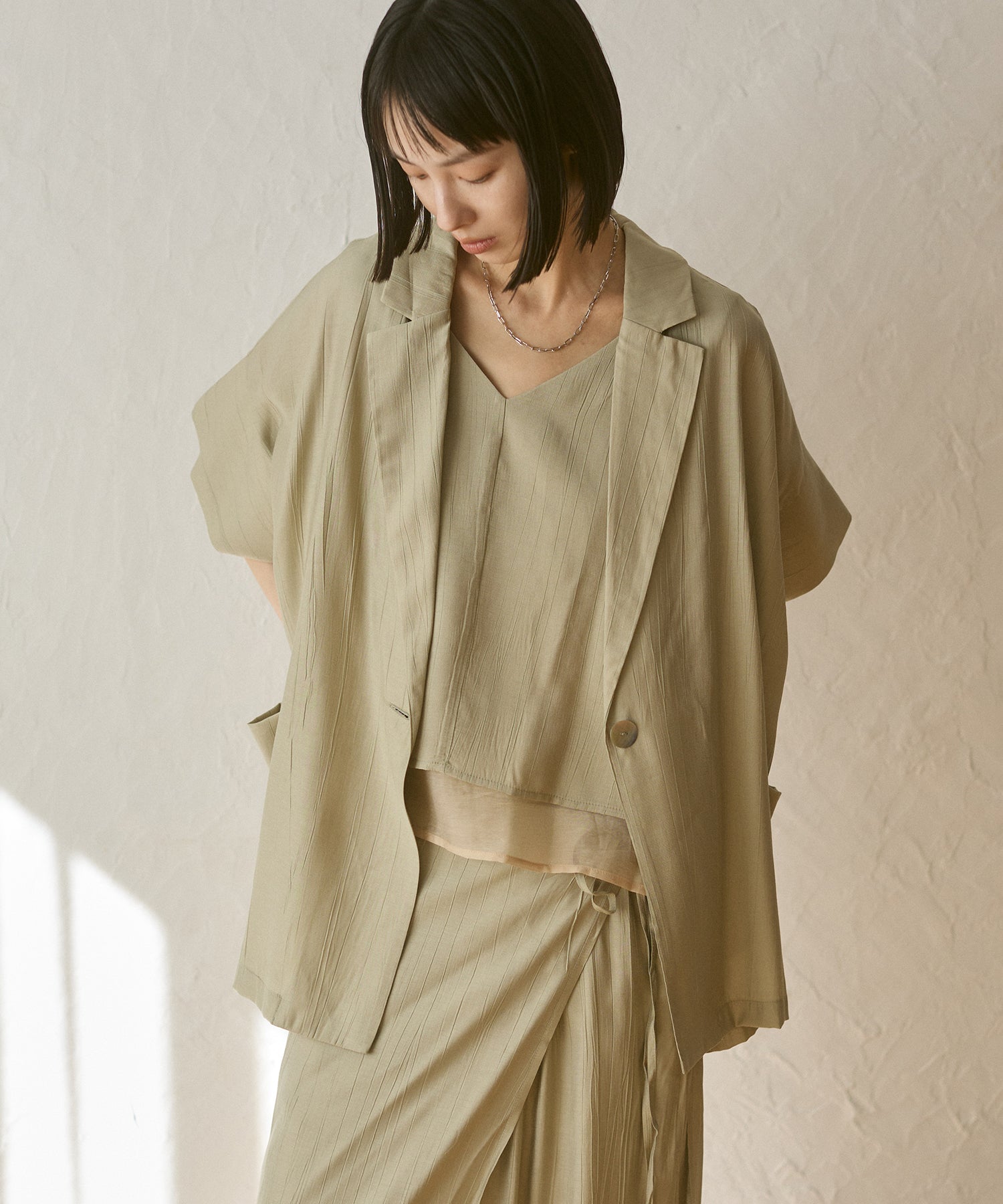 ワッシャーサテン シャツジャケット