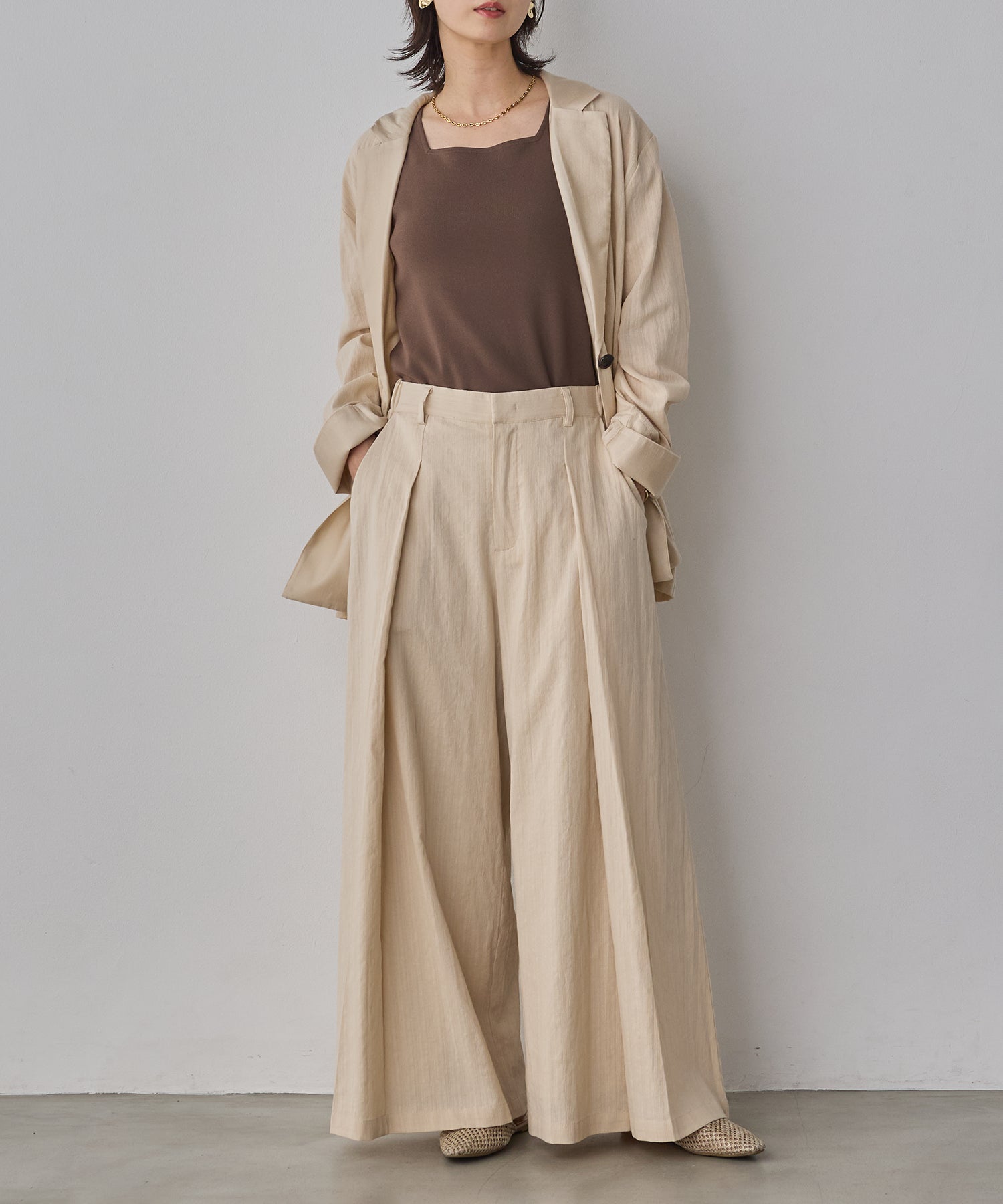 MIXED-FABRIC TAILORED JACKET