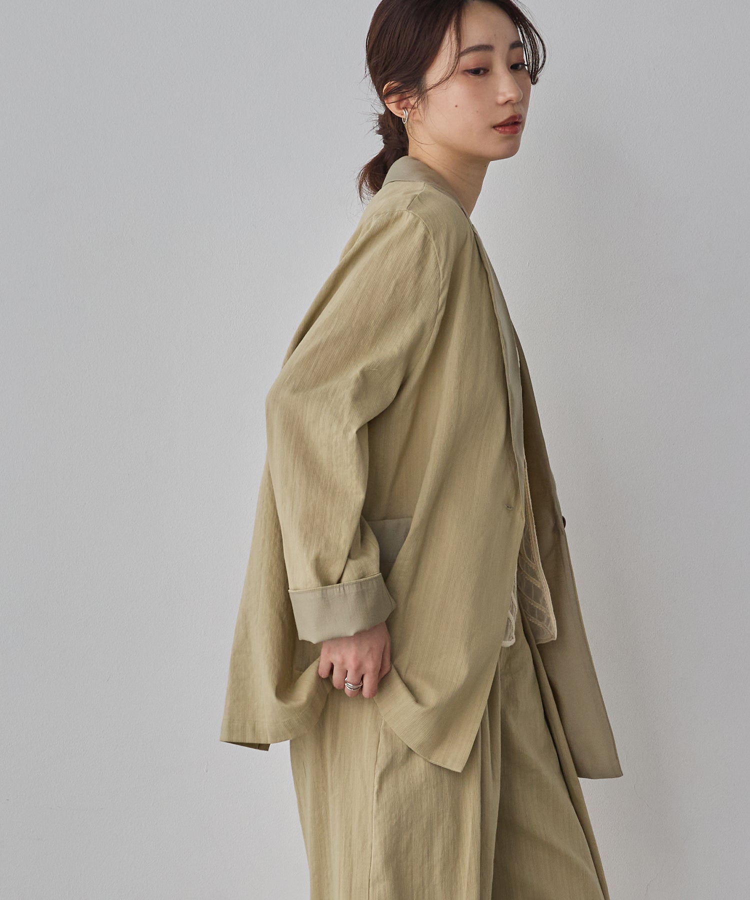 MIXED-FABRIC TAILORED JACKET